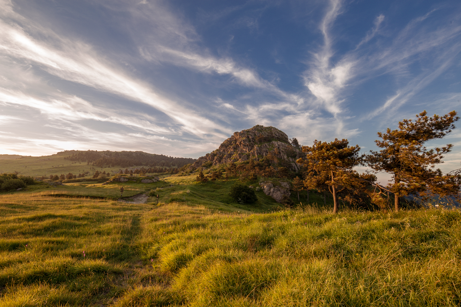 Last lights on Beigua