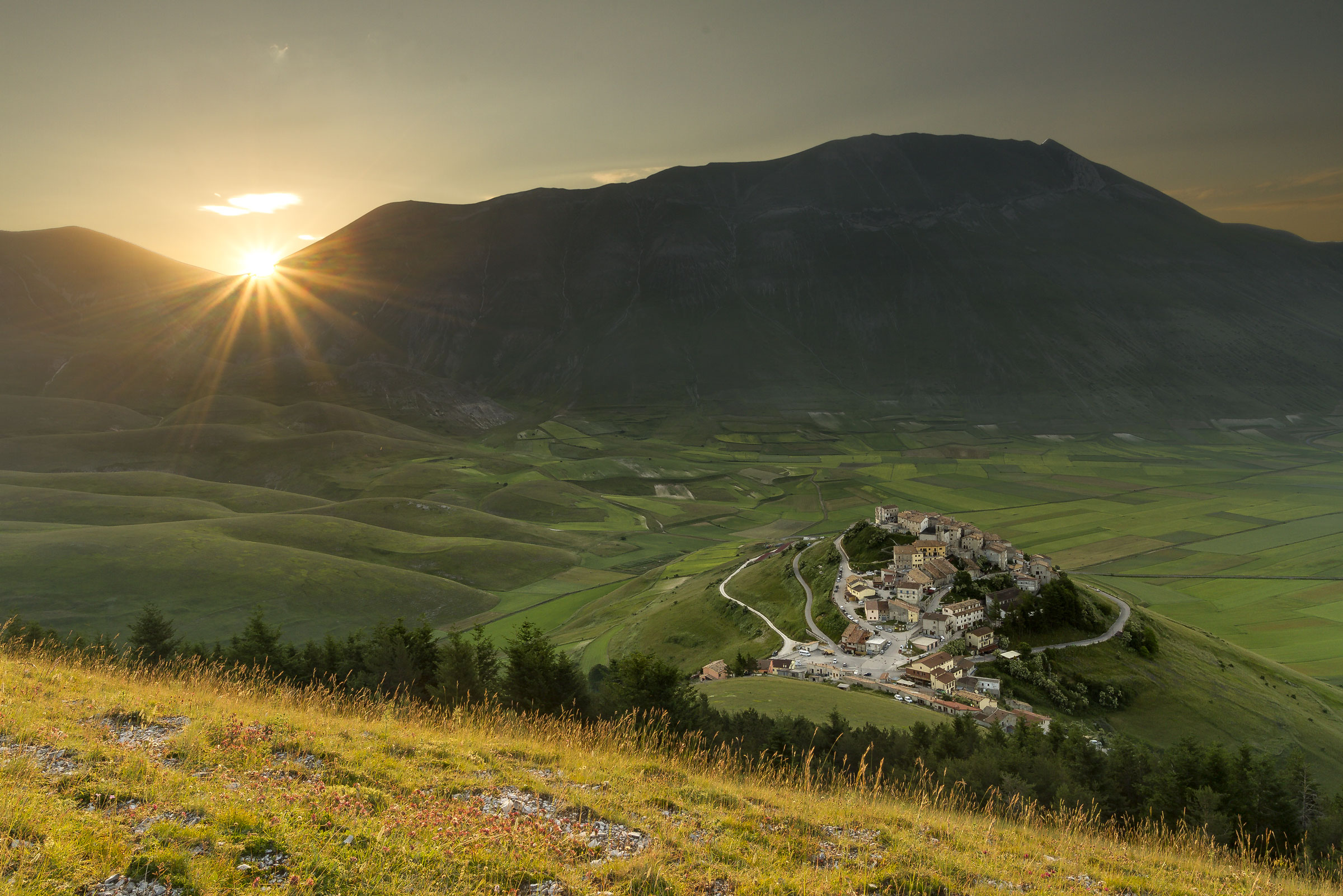 Alba su Castelluccio di Norcia