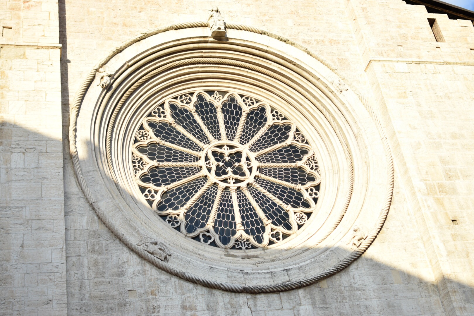 rose window