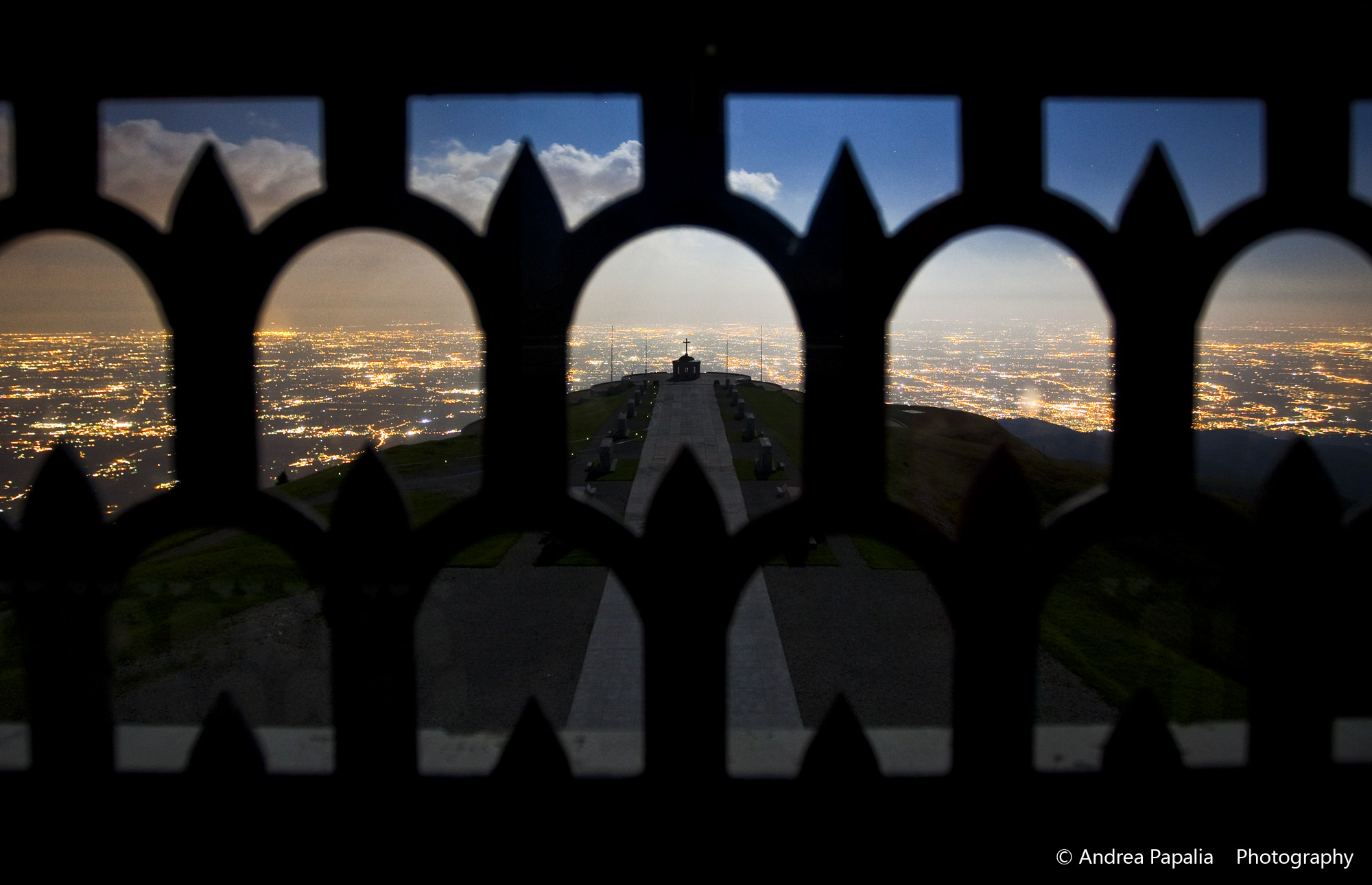 Dal Sacrario del Monte Grappa - Notte di luna piena