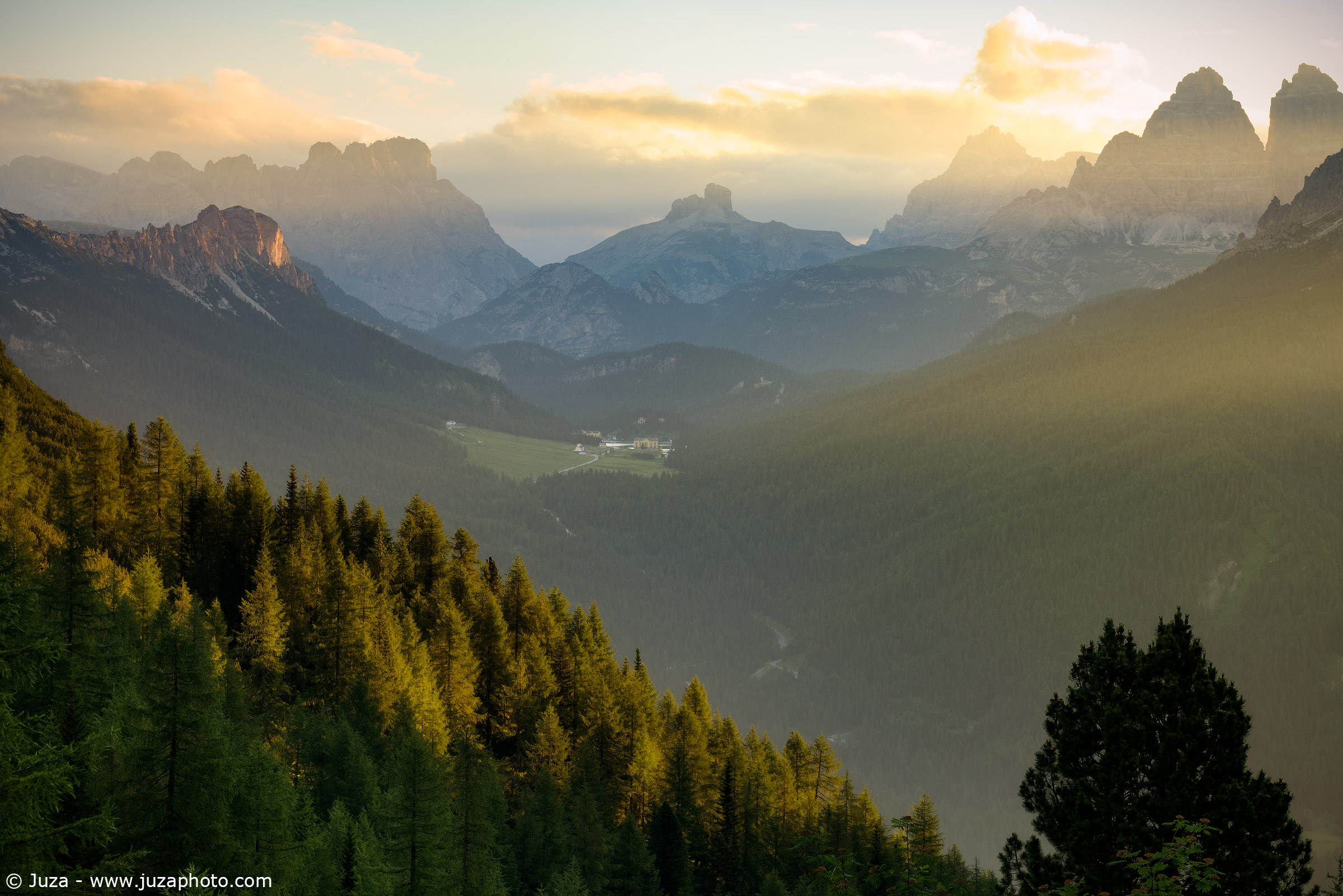 Alba from Rifugio Vandelli