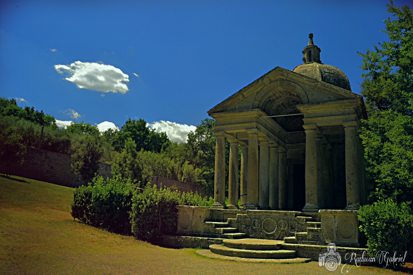 Bomarzo Tempio del Vignola
