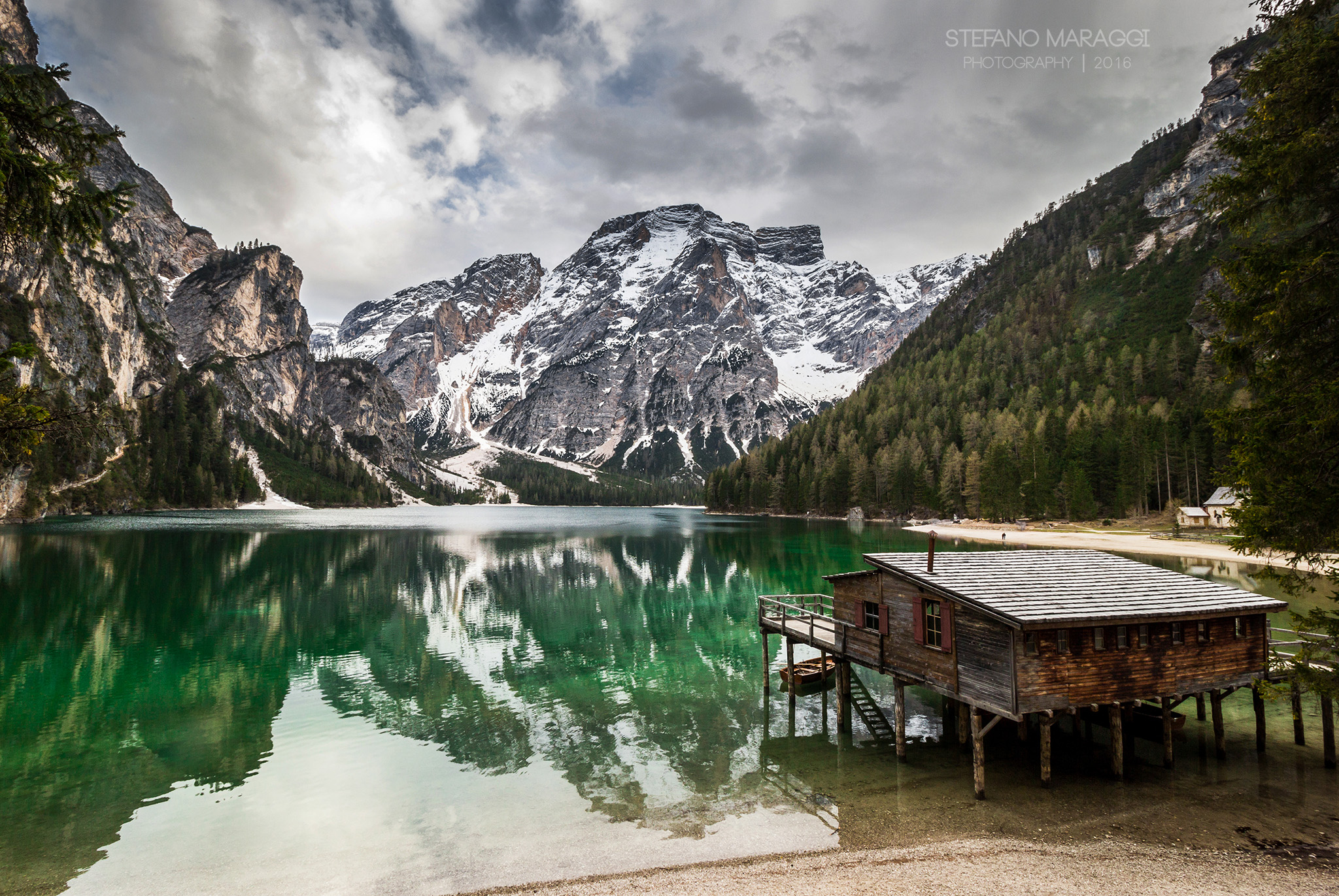 A cloudy Braies lake ..