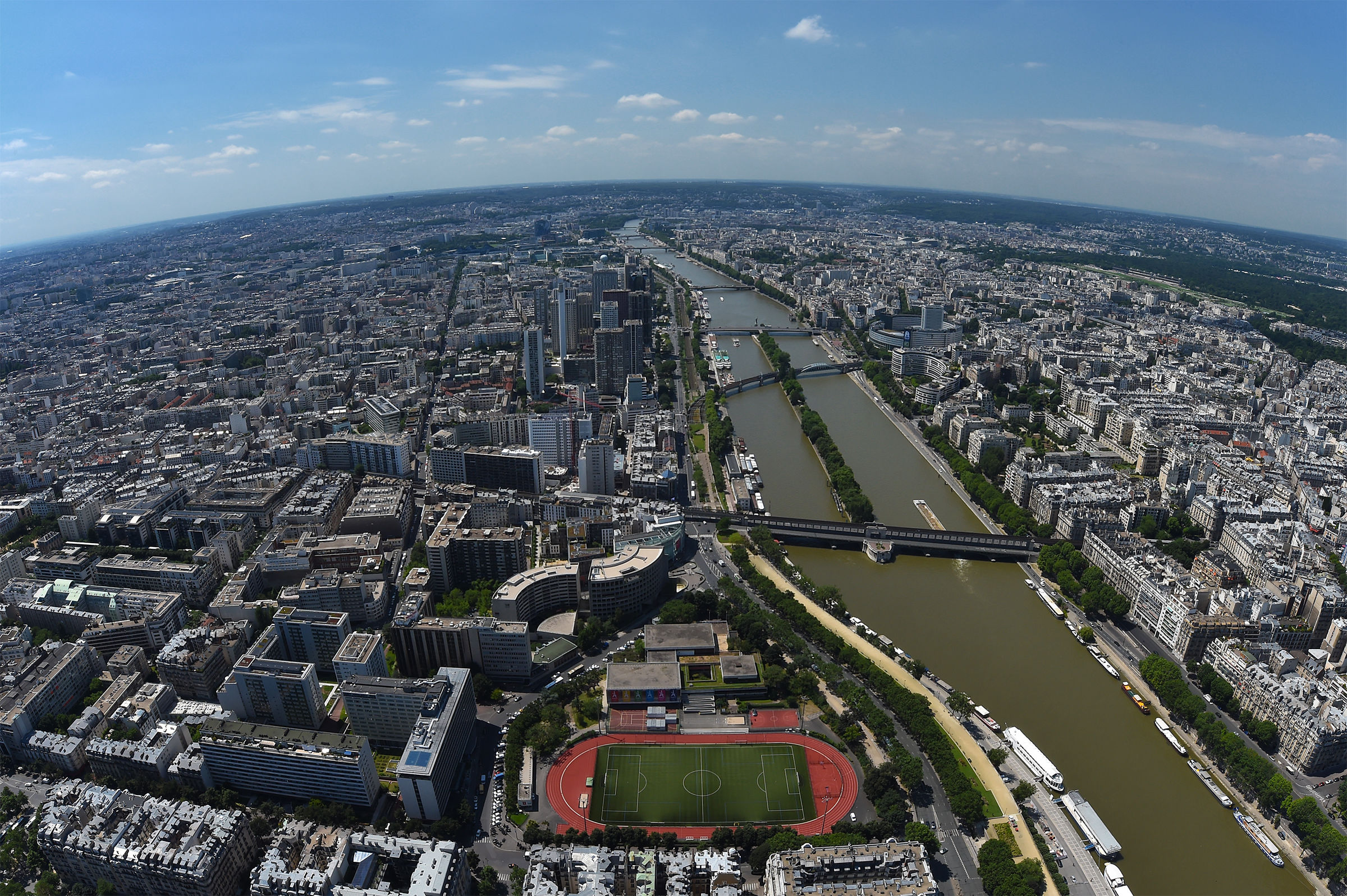 Il mondo dalla torre Eifell