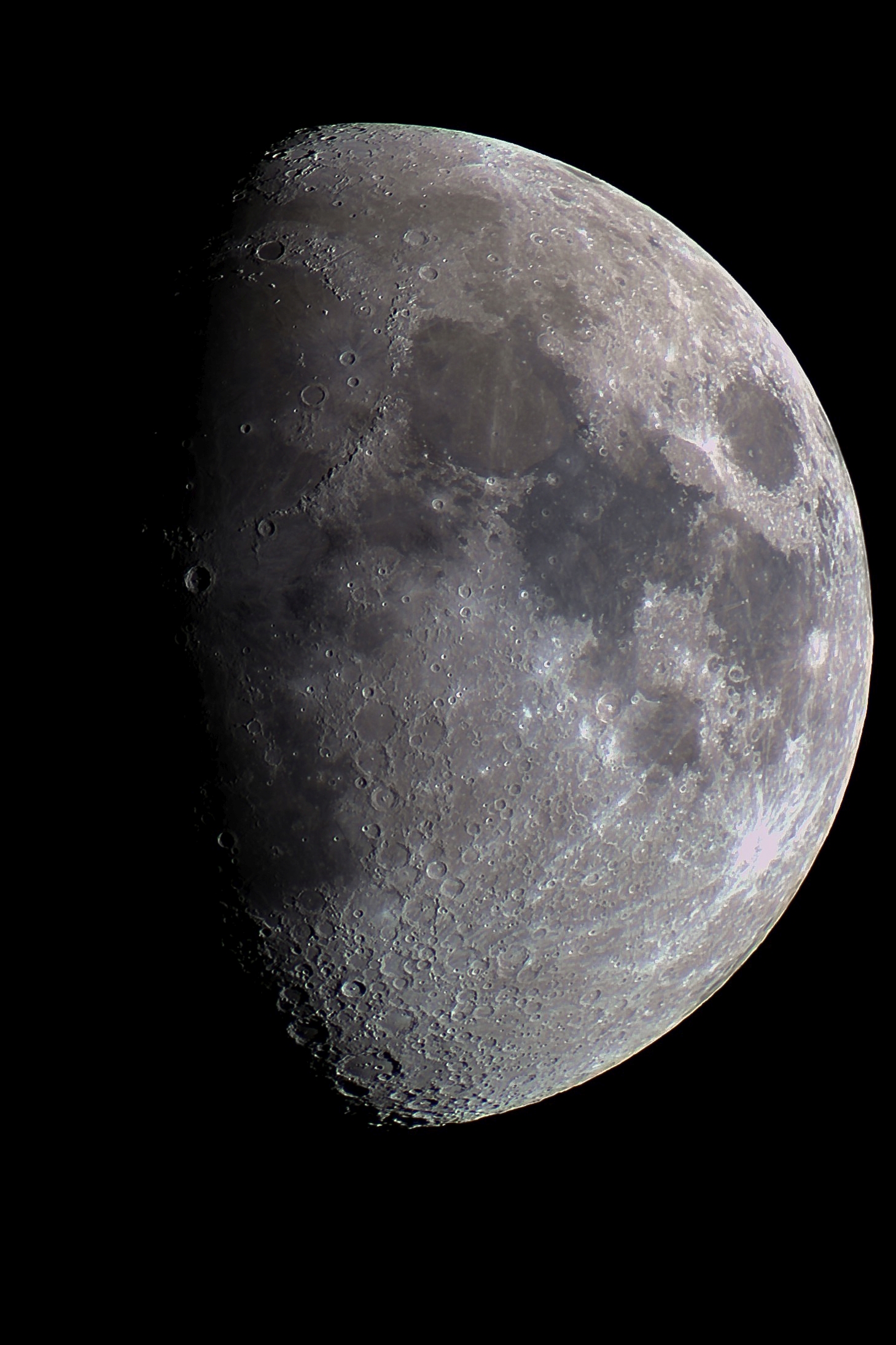 Luna gibbosa crescente