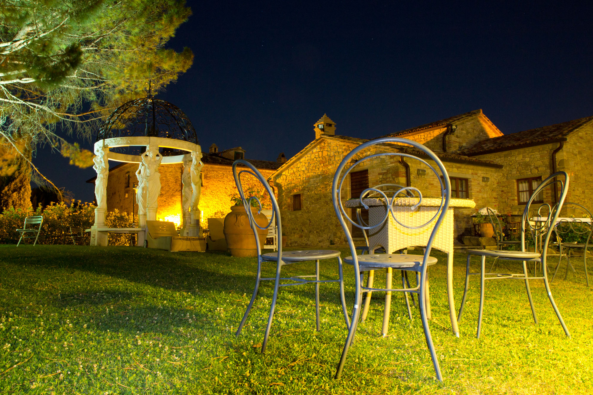 Quando scende la sera