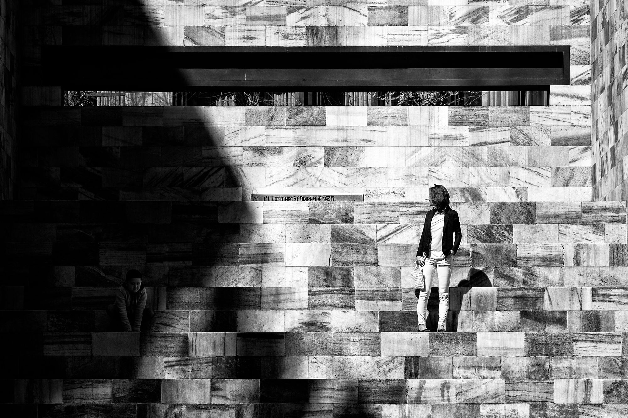 Dialoghi [l'illusione crea dipendenza]