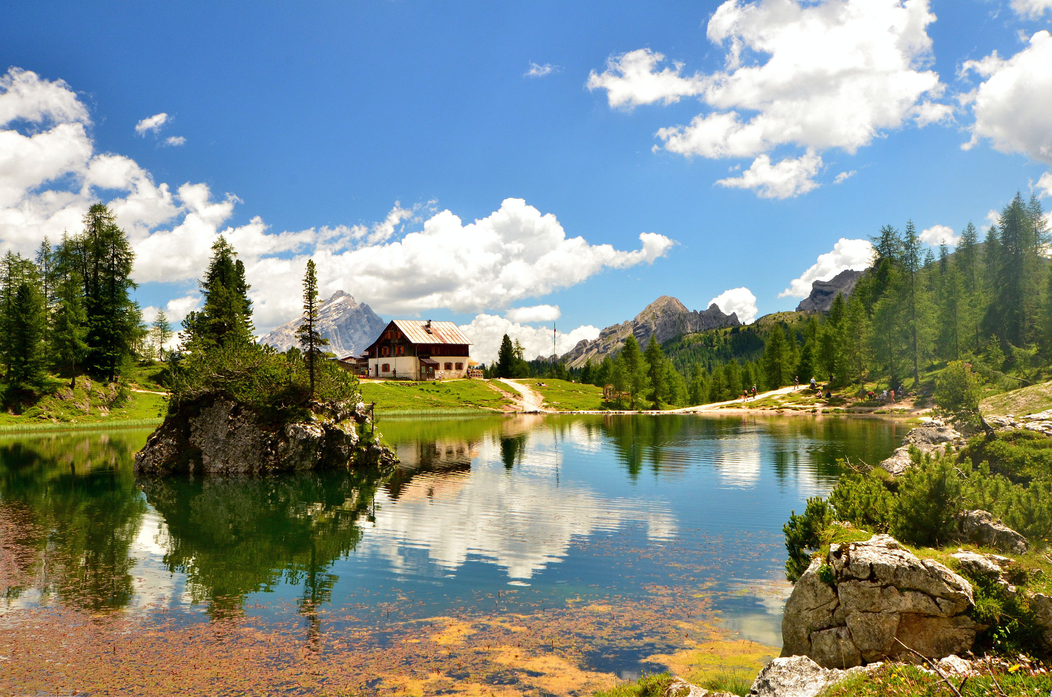 Rifugio Croda da lago..