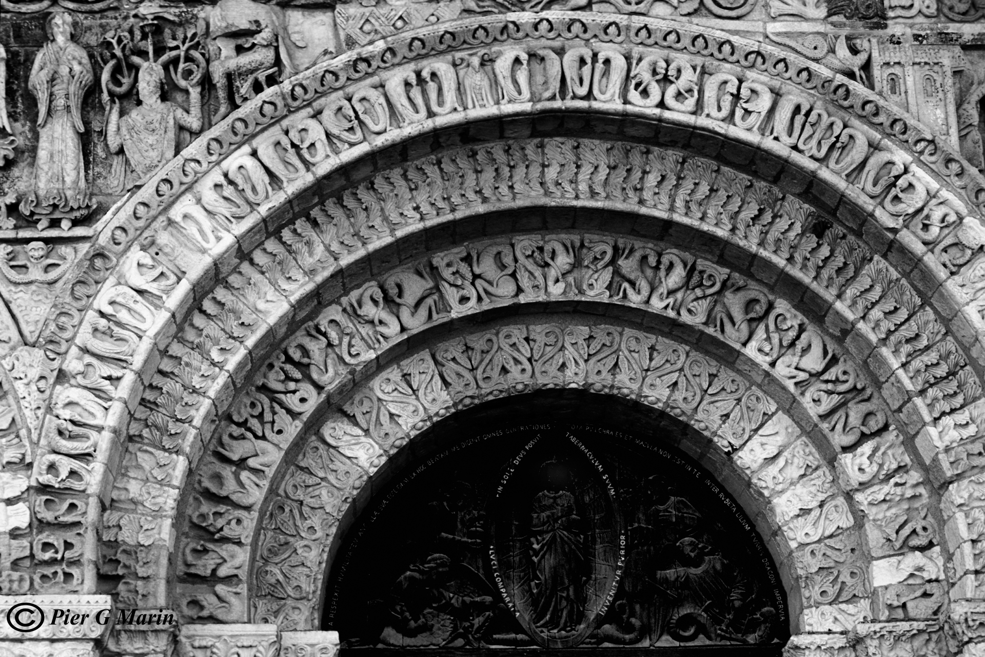 Eglise St-Pierre. Aulnay, Charénte-Maritime (sec. xii...