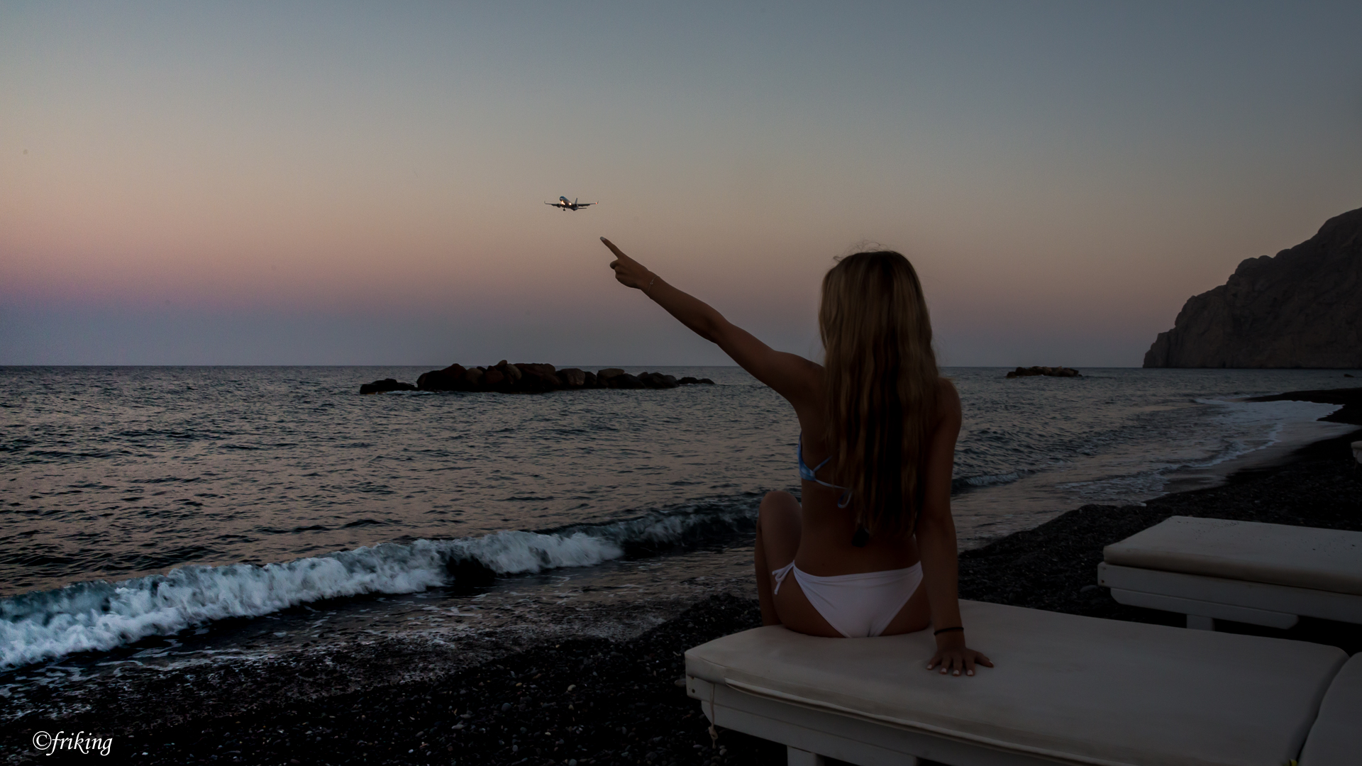 Landing on the beach - Kamari Santorini