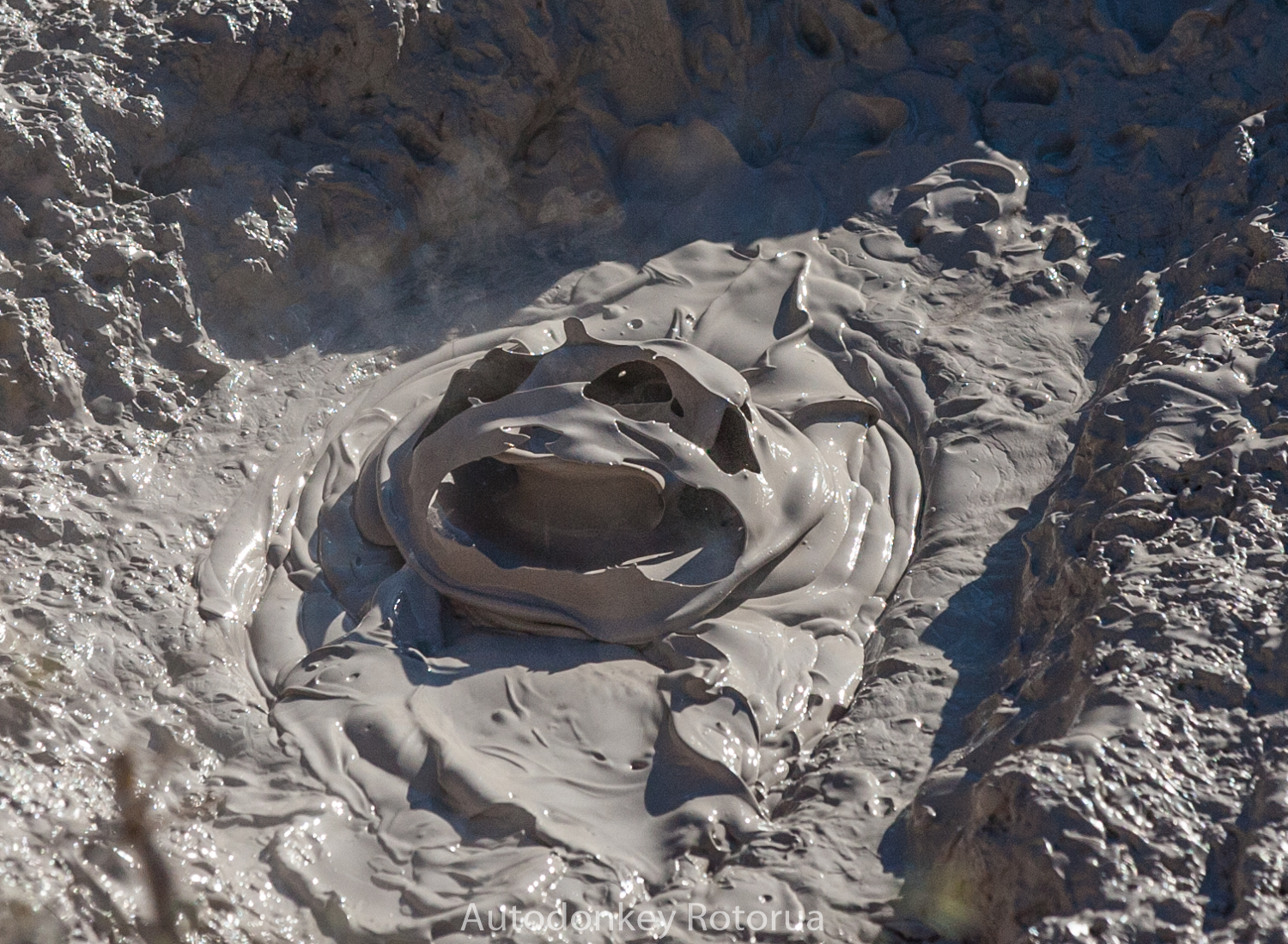 Mud bubble broken at 1/2000 second