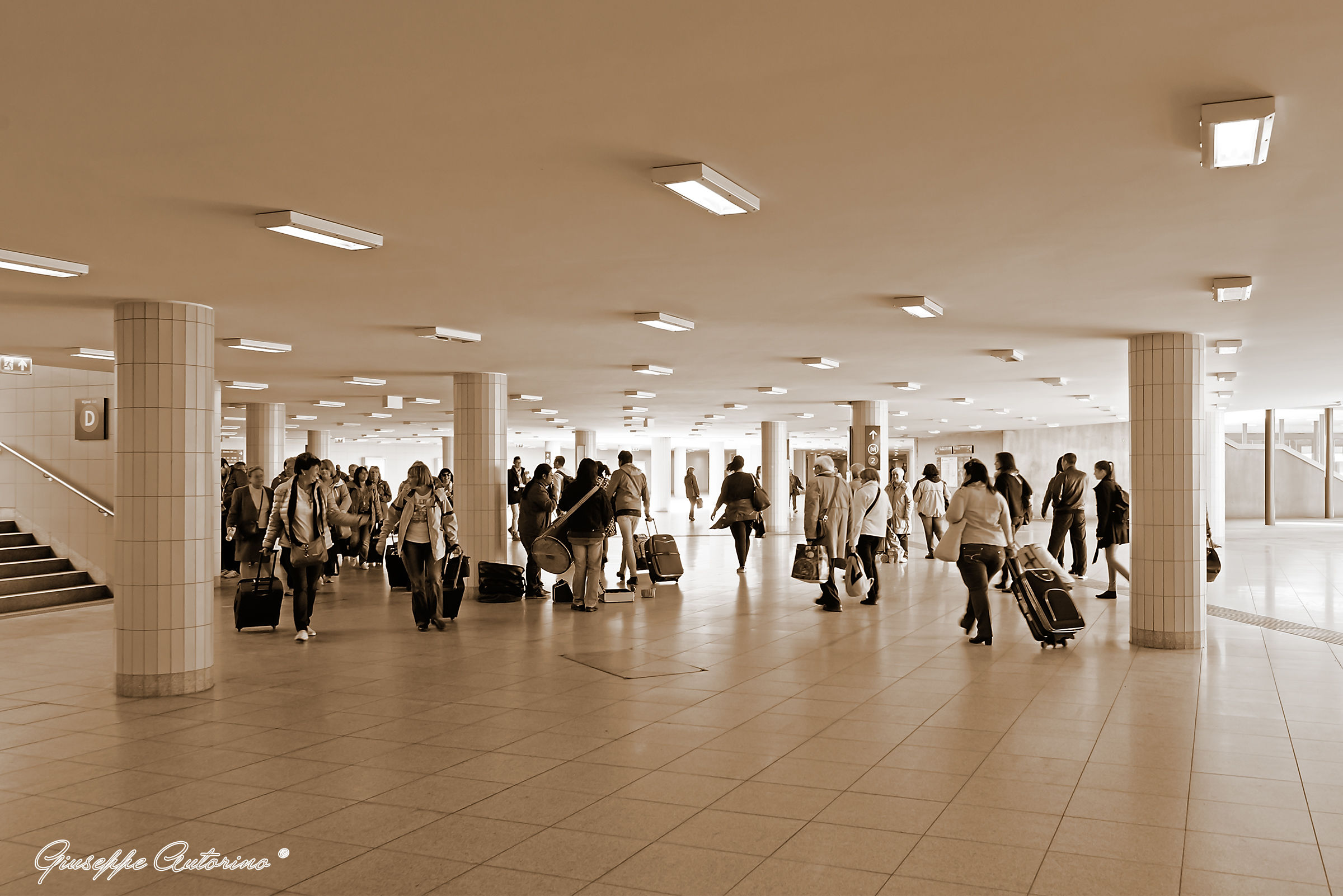 Stazione di Deák Ferenc tér