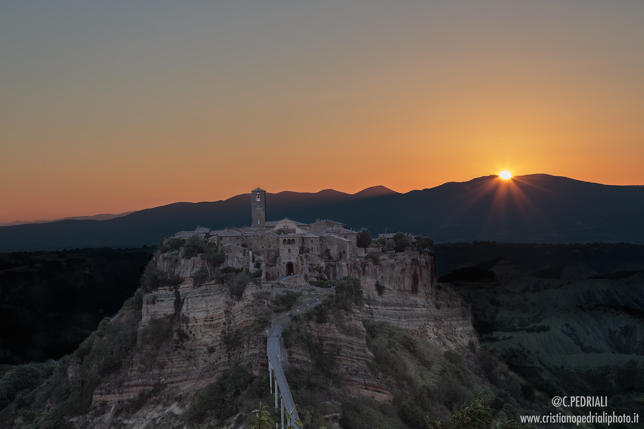 Alba in Civita di Bagnoregio