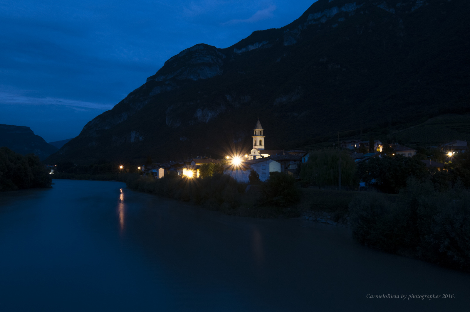 Ora blu di Borghetto sull'Adige.