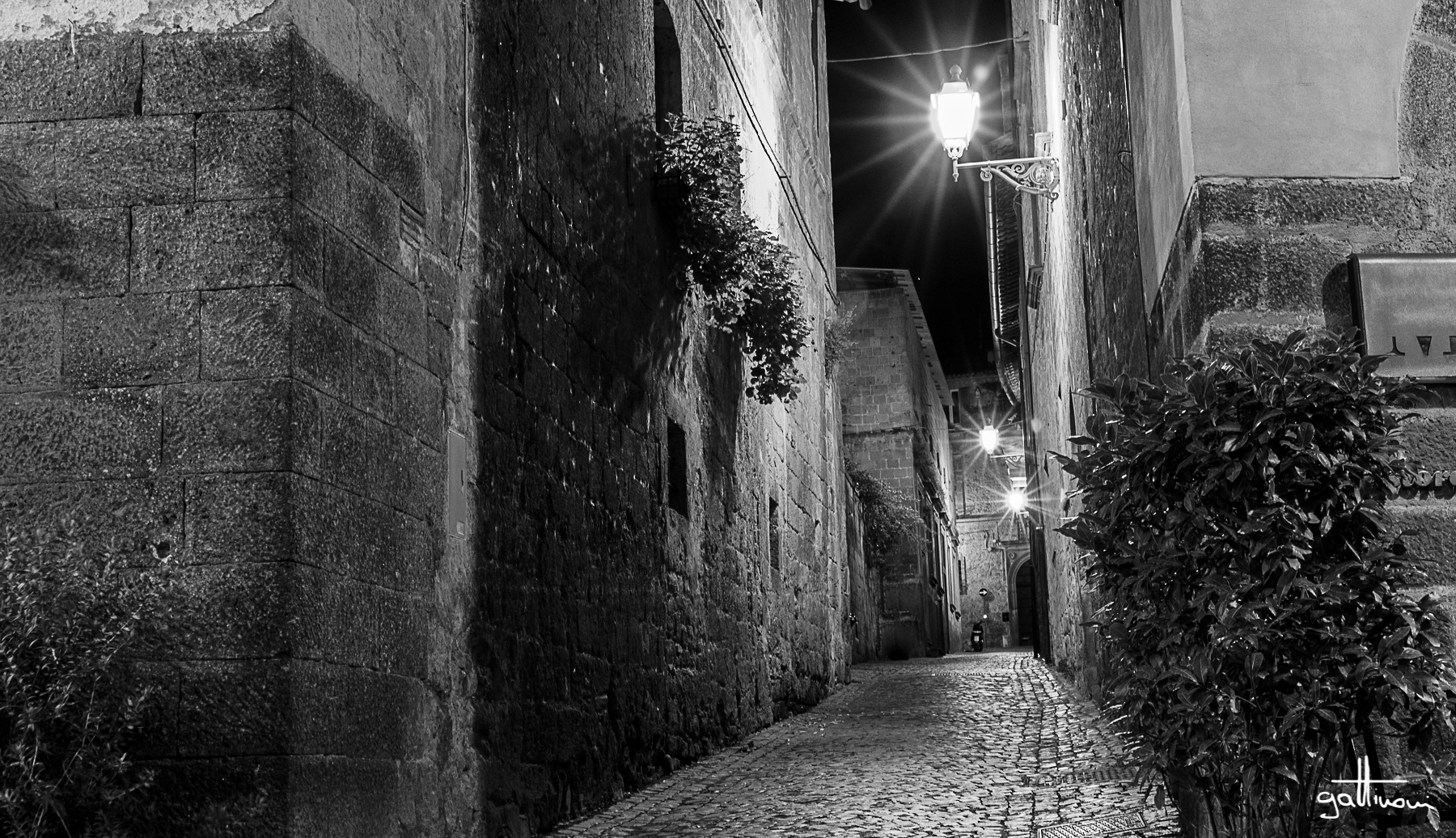 Orvieto, the streets of the old town at night 1