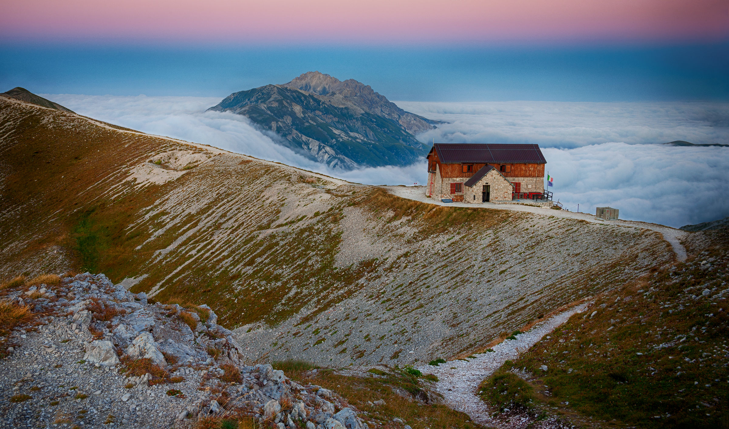 Rifugio Duca degli Abruzzi (2388 asl)