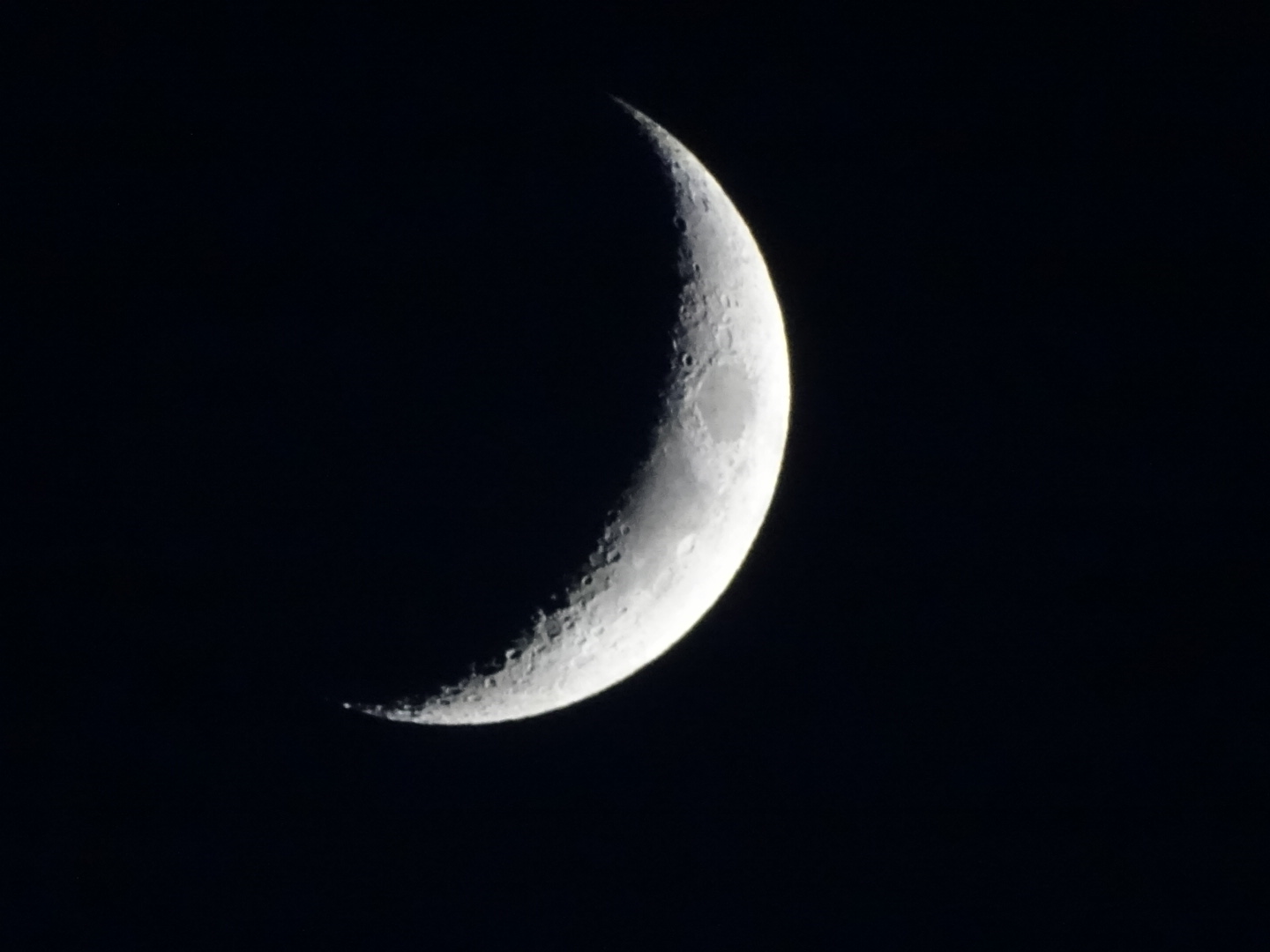 Moon 1/160 f6.3