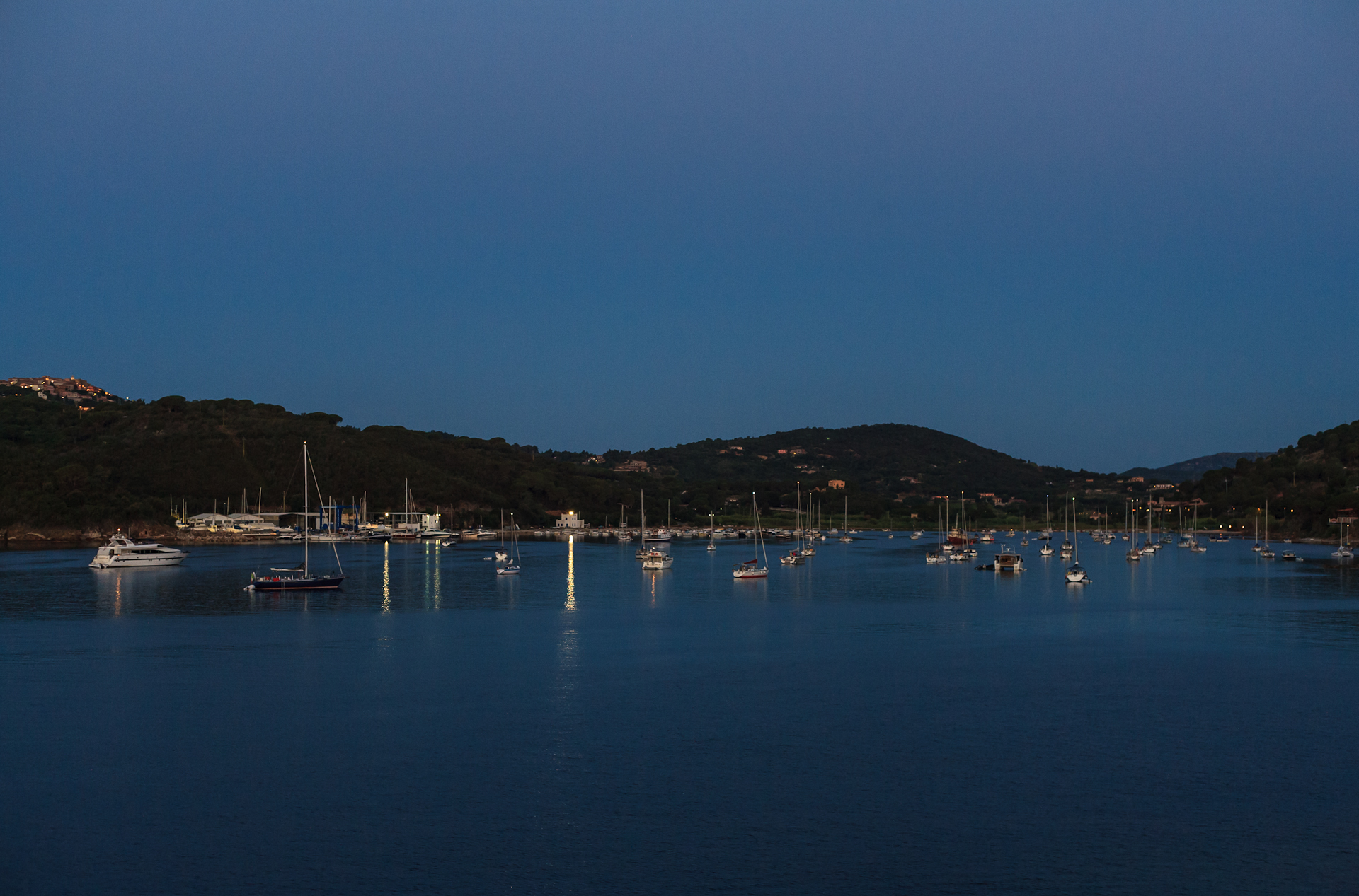 Porto Azzurro: l'alba