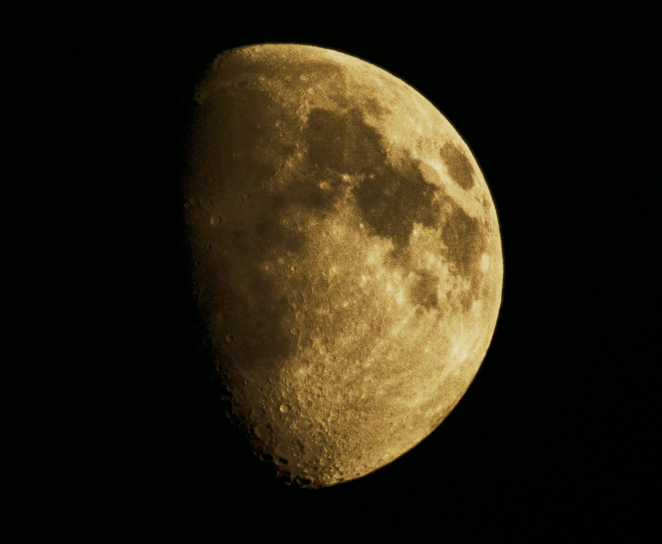 crop of photos of the Luna 10/09/16