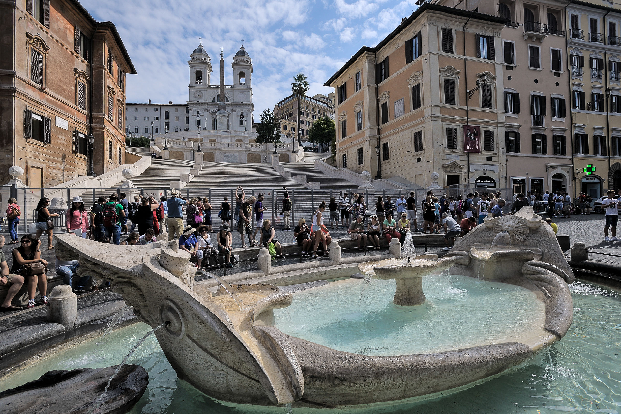Restauro della scalinata di Trinità dei Monti.