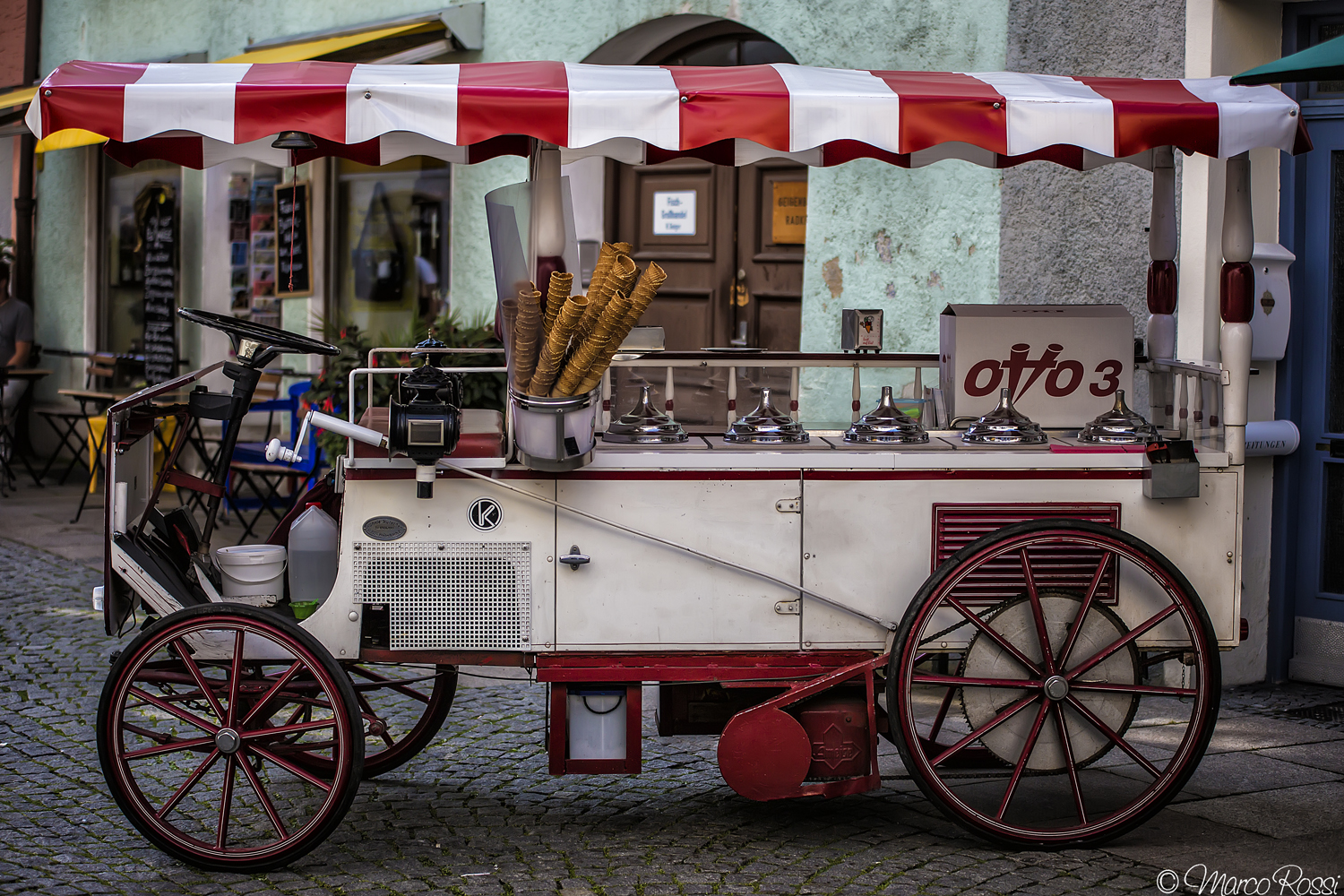 "And a man shouted ice cream"