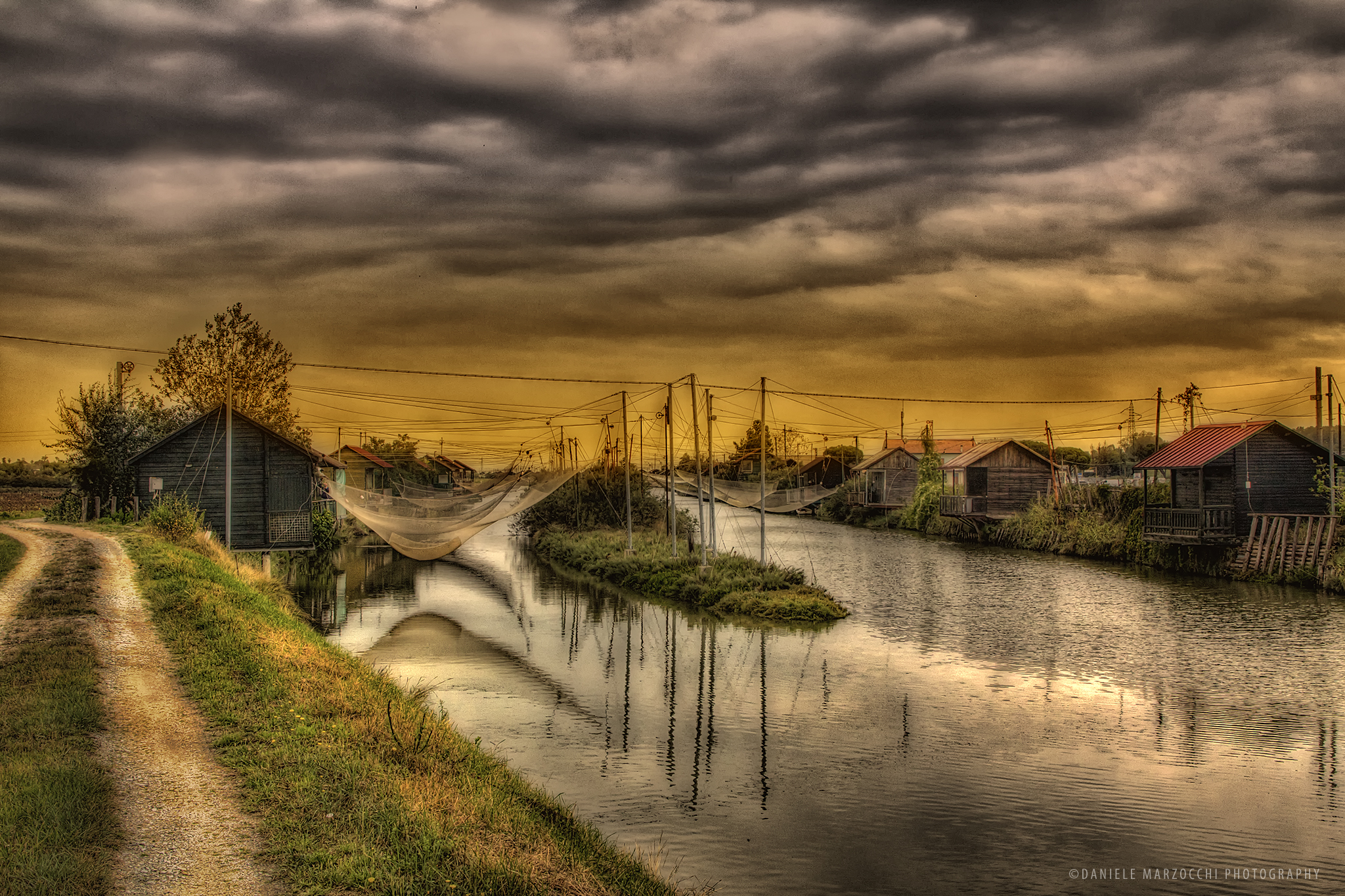 Channels and traucchi