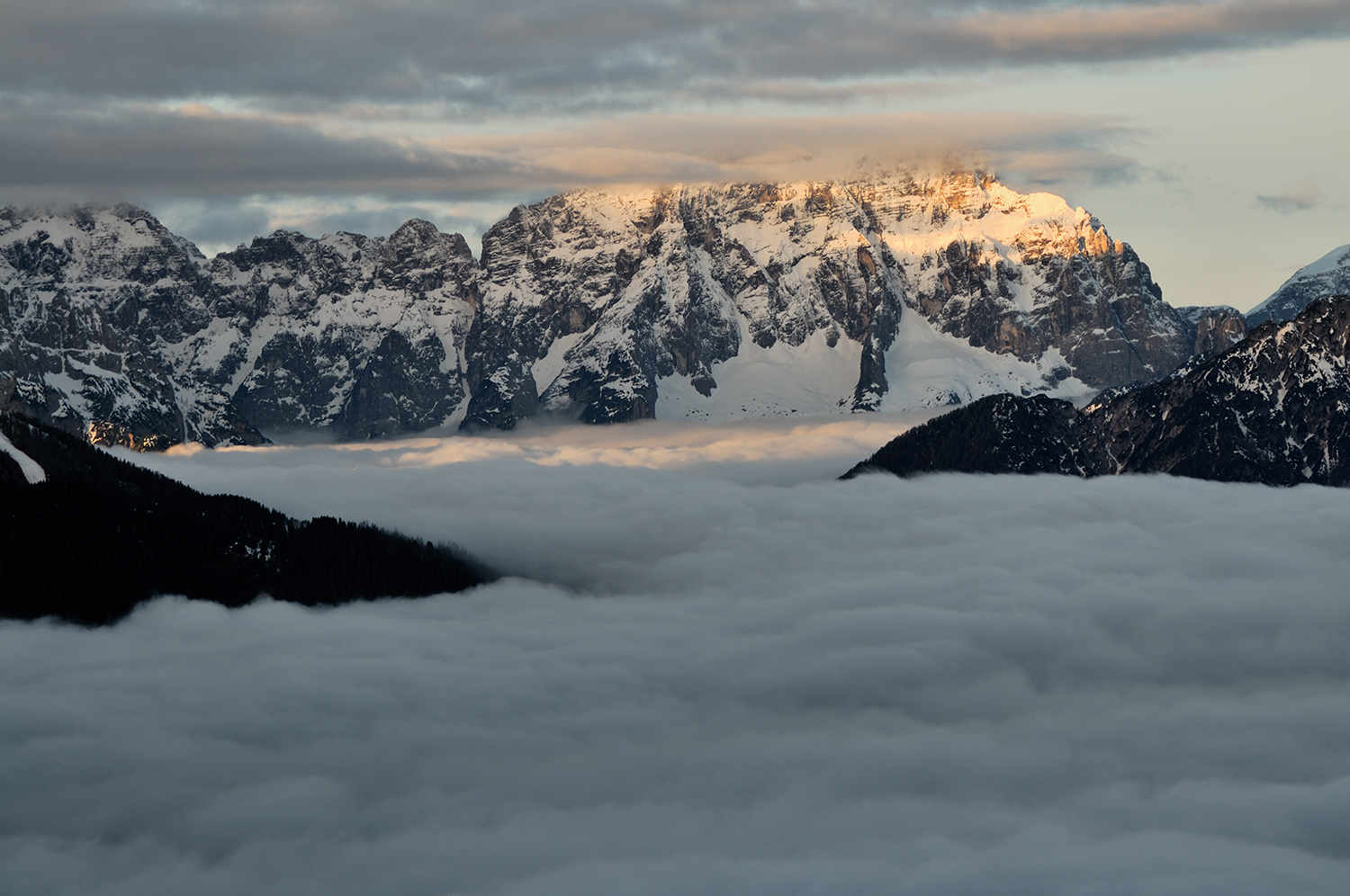 In a sea of ??clouds
