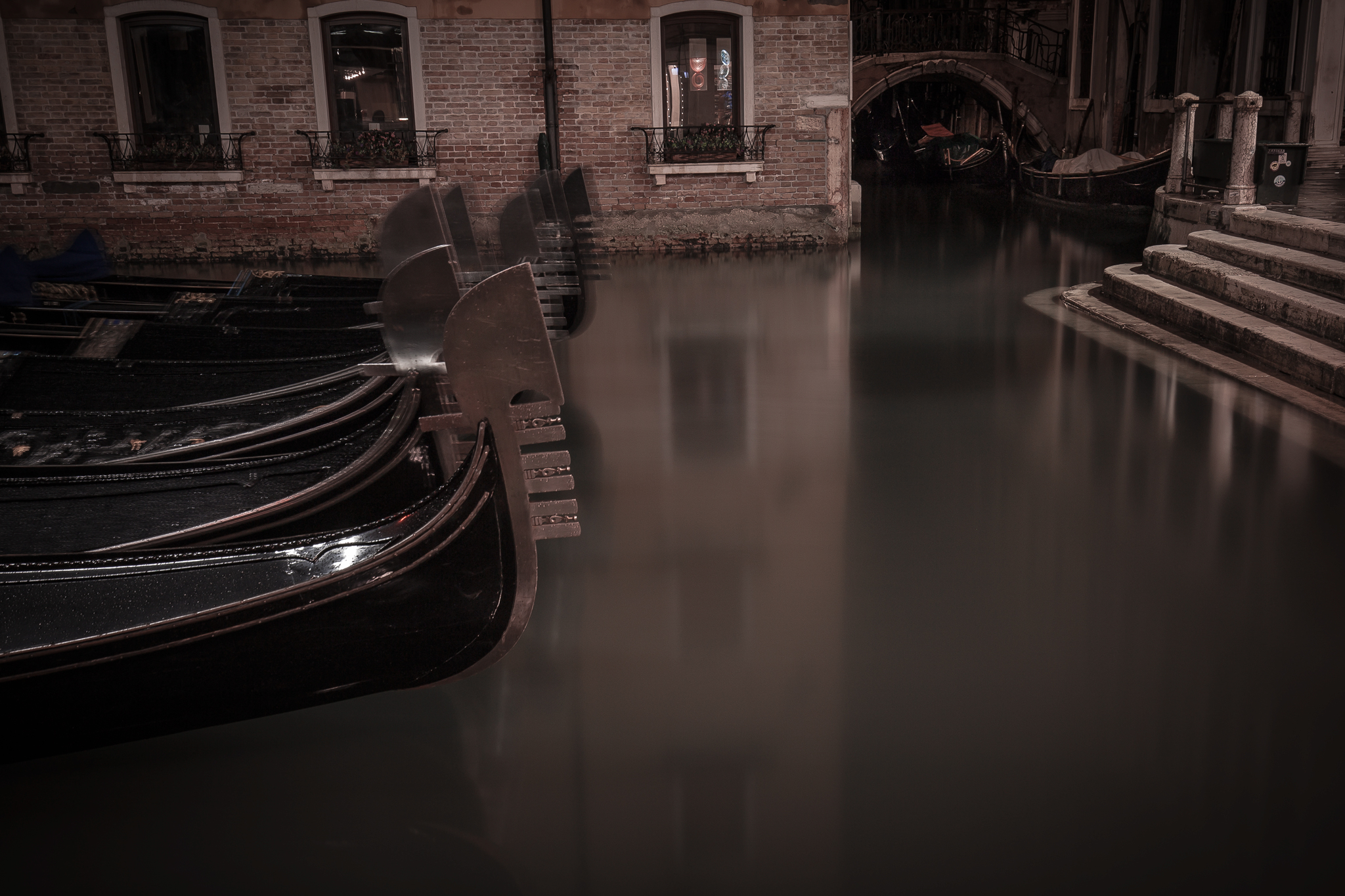 The rest of the gondolas