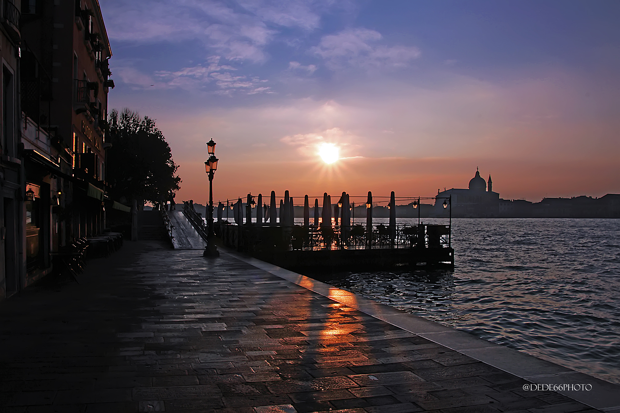 When the Sun Raise ...