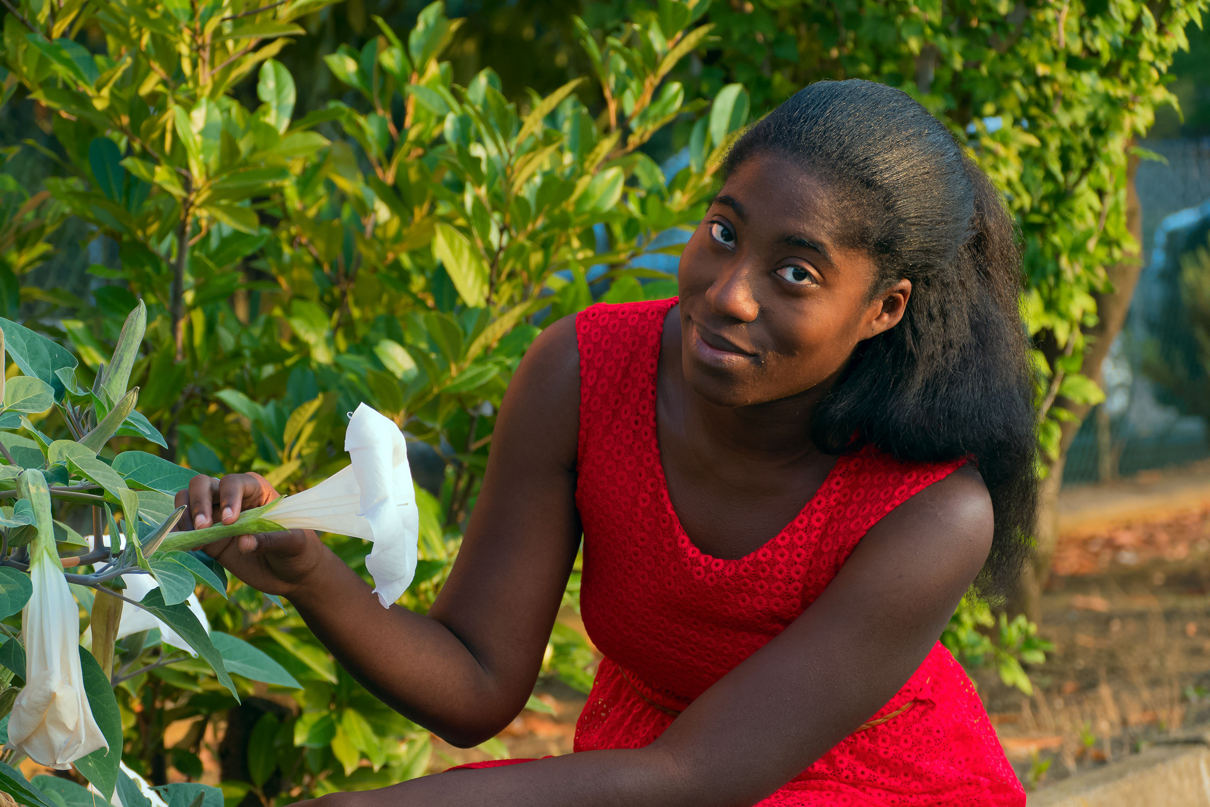 il bianco fiore e la modella