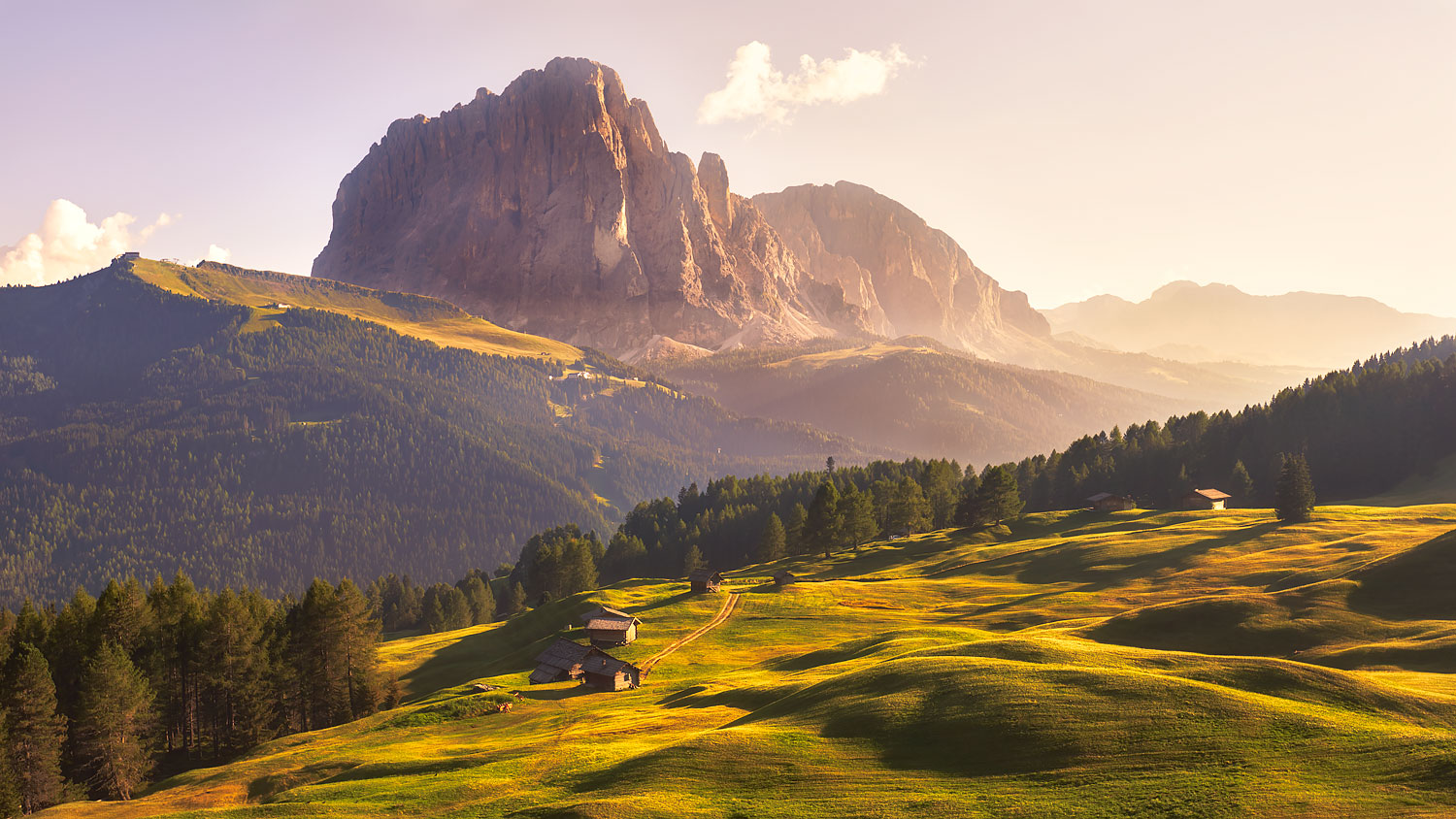 Al Cospetto del Sasso Lungo