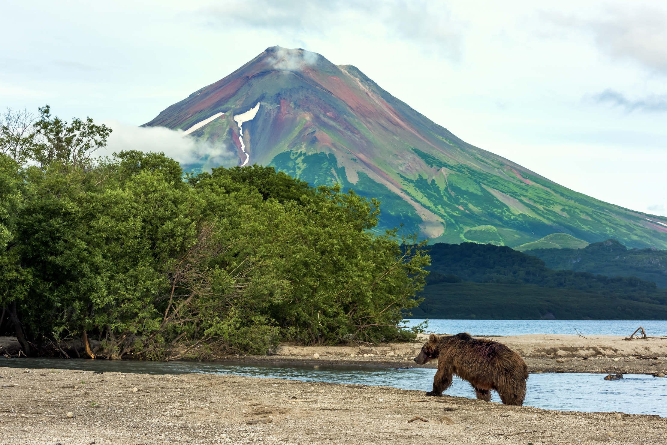 Kamchatka 2016 - Il lago e il vulcano