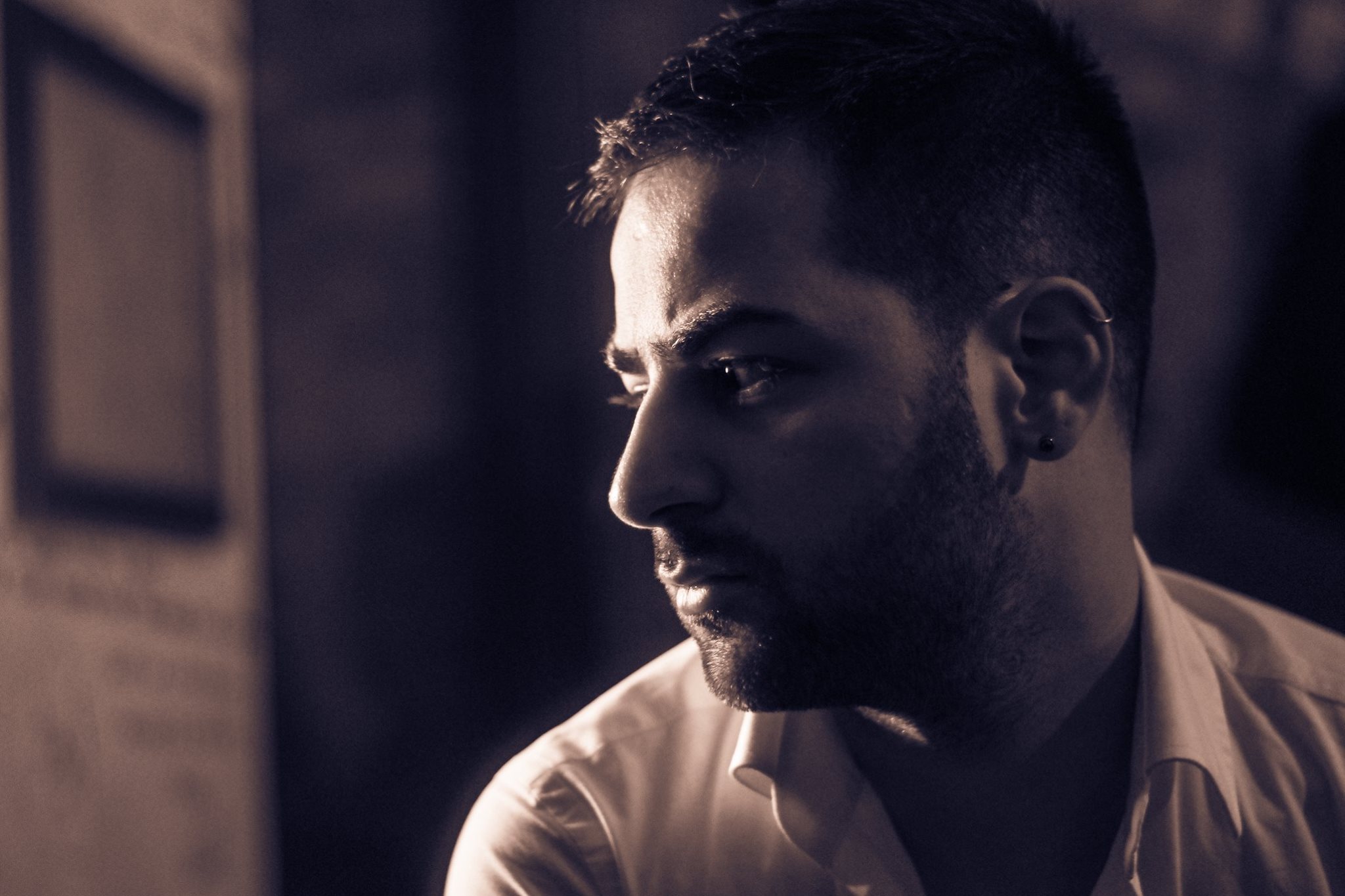 Dinanzi al camino...