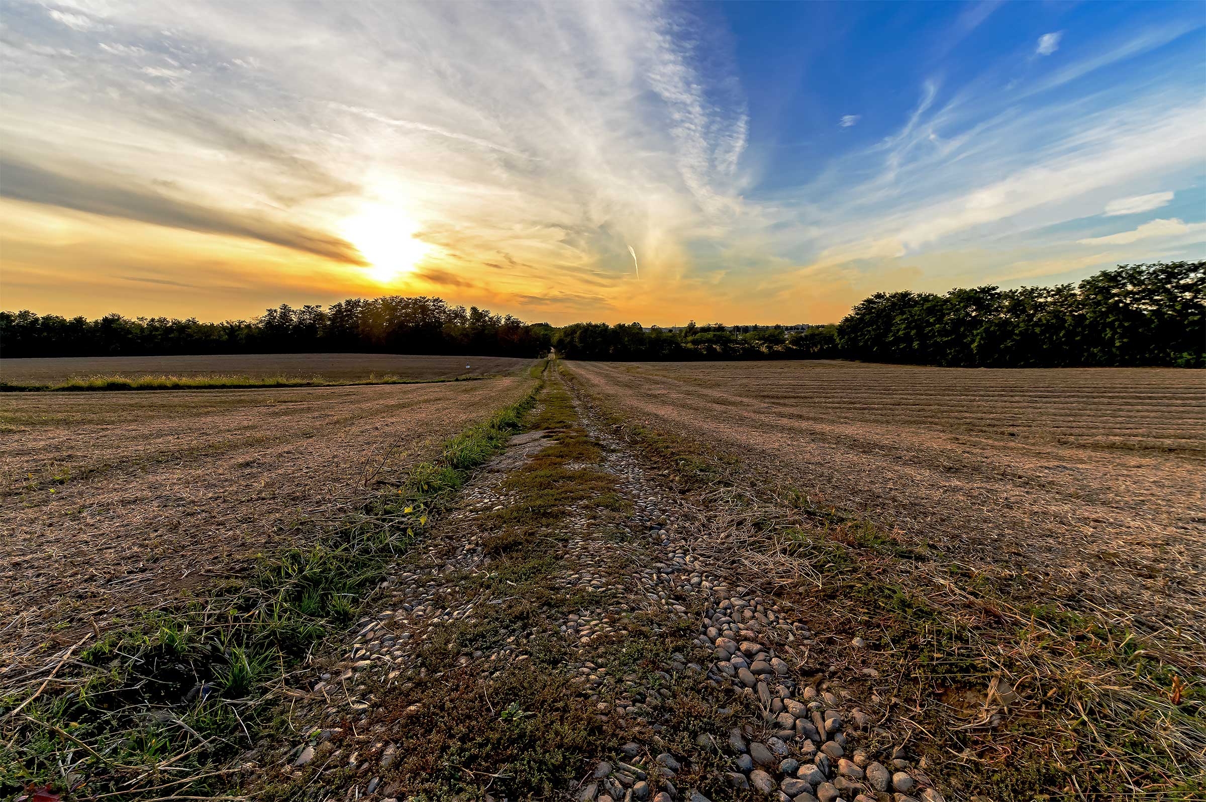 Sunset on the Molgora valley of October 12, 2016