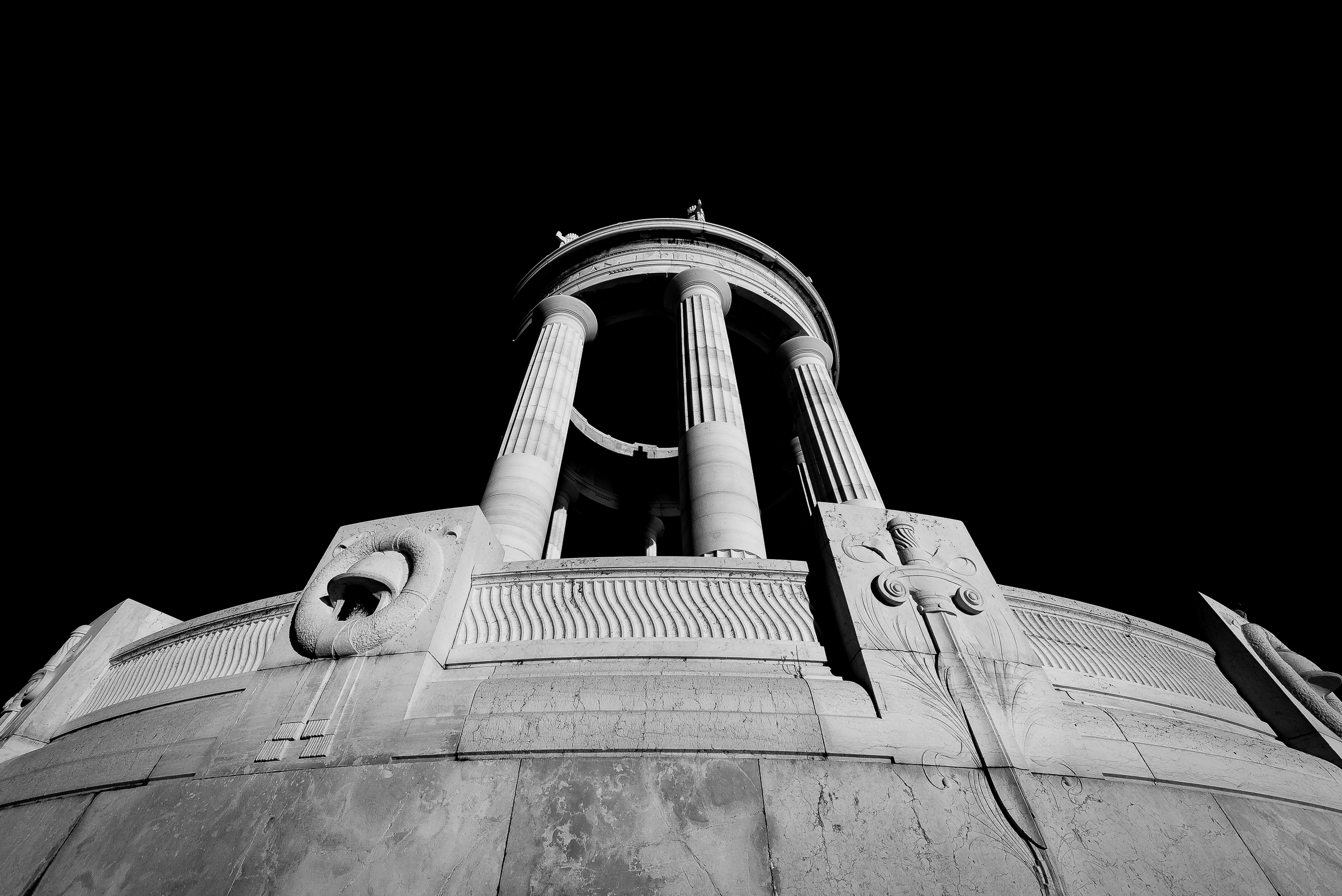 ..... e in molti caddero