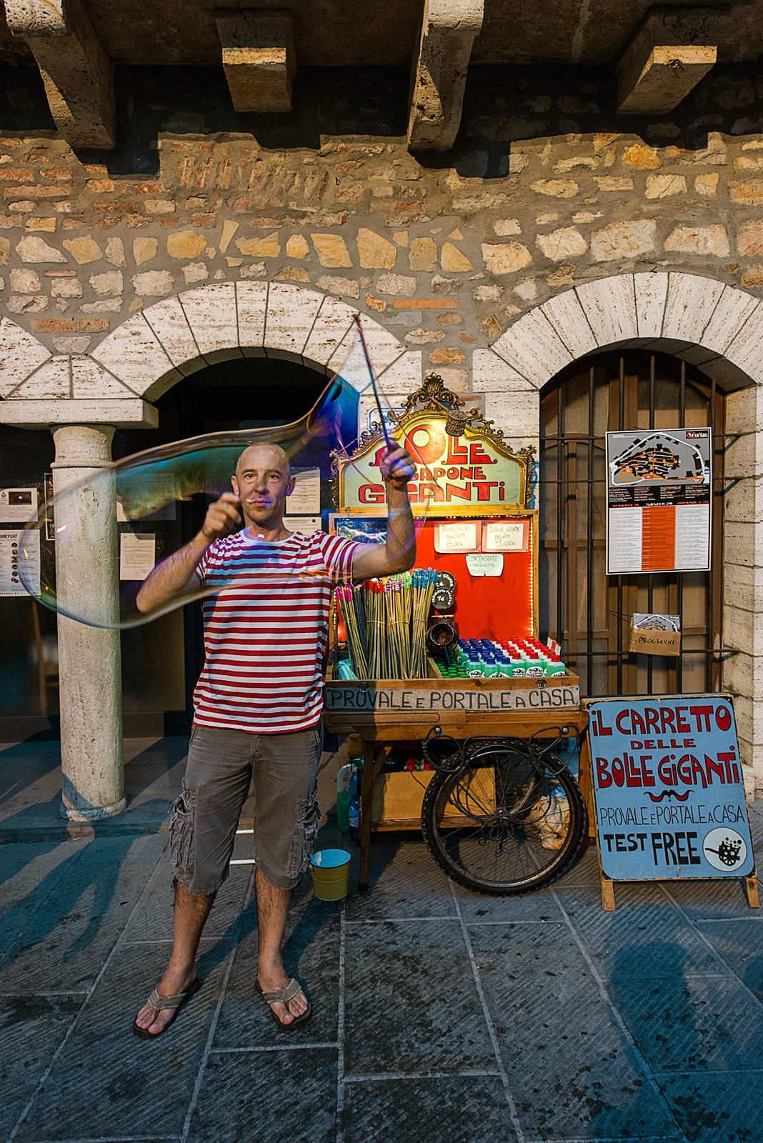 The cart of giant bubbles