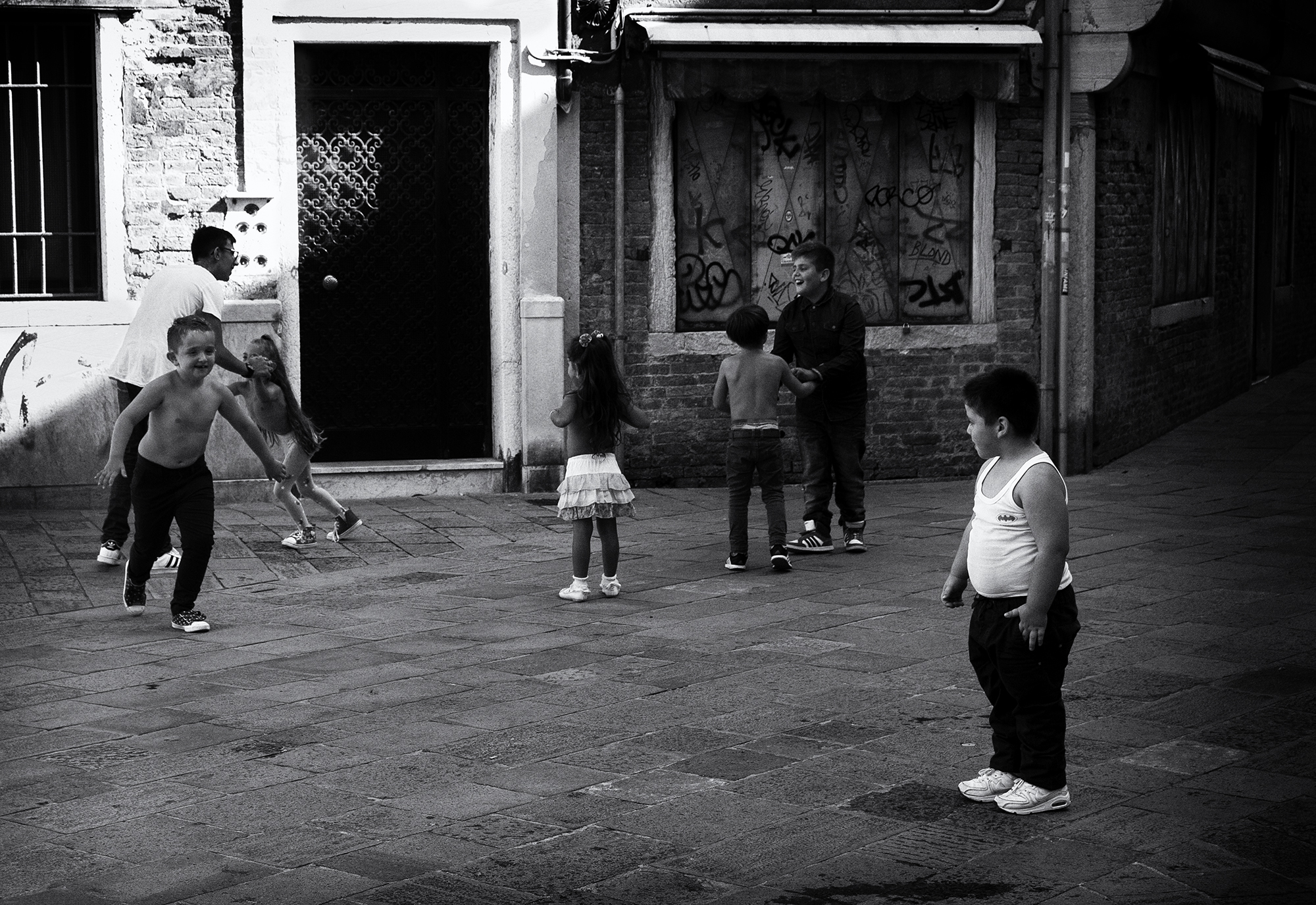 The two wing nuts ....