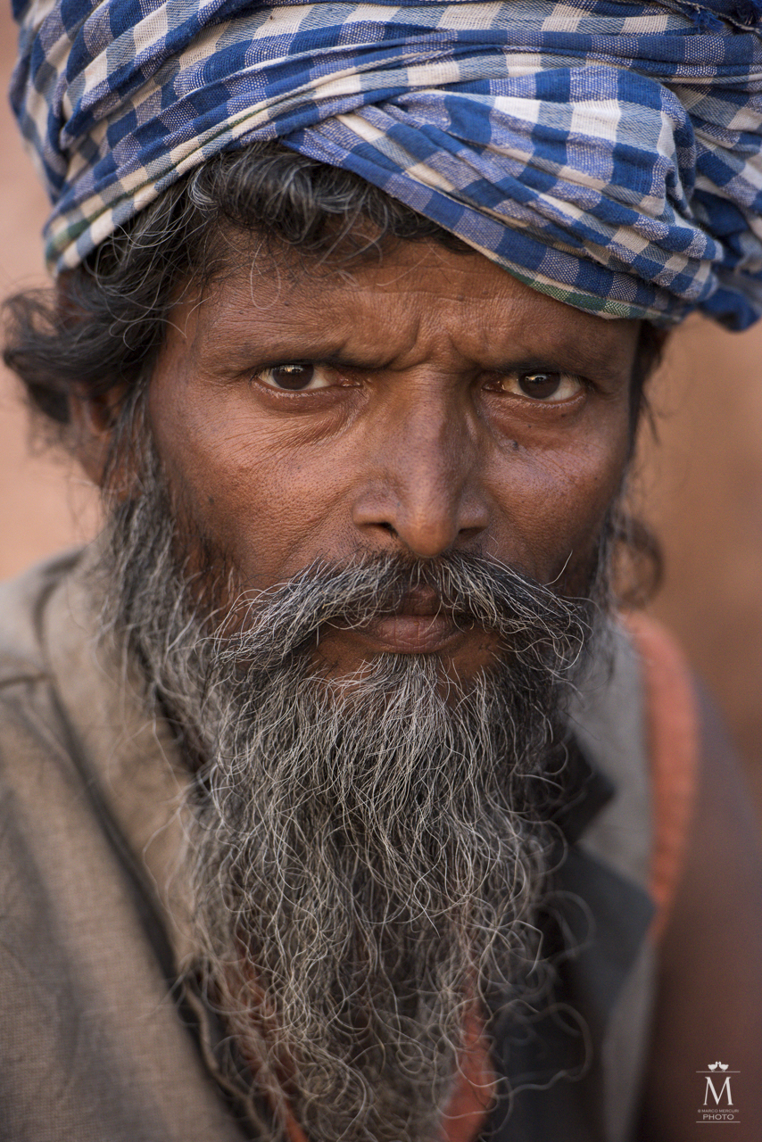 Ritratto sui ghat di Varanasi