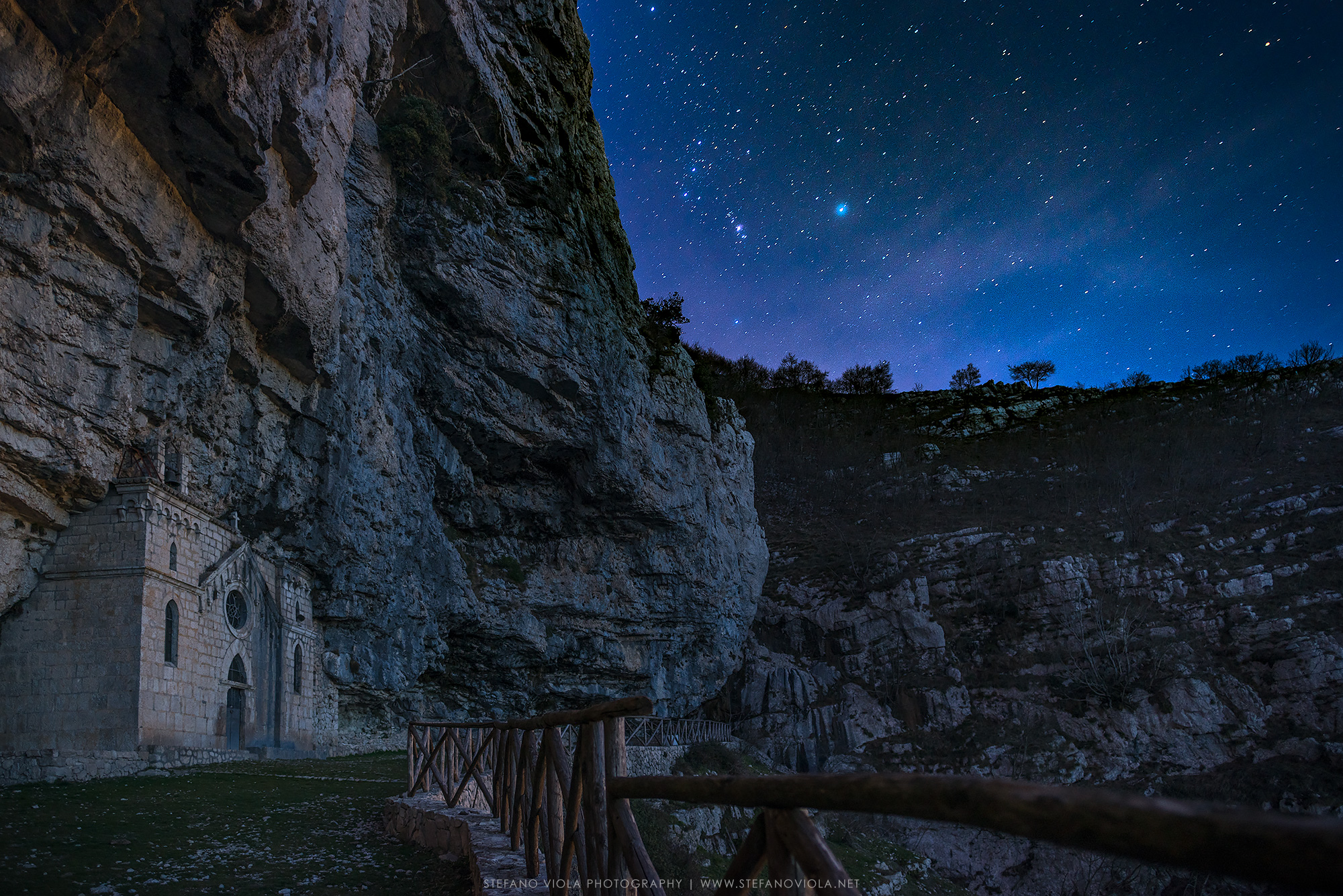 Night falls, the Hermitage of San Michele