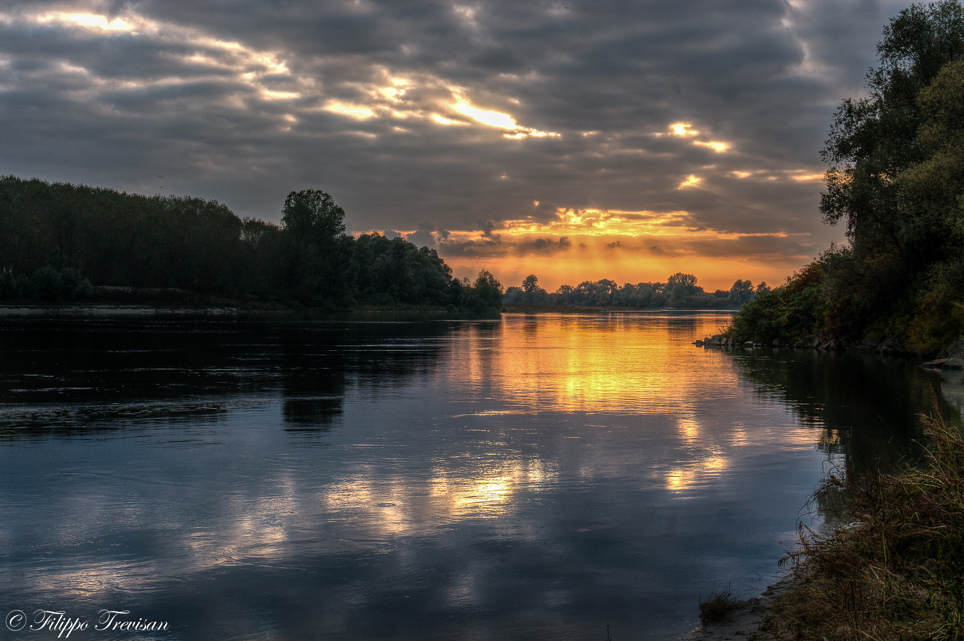 The last lights on the Great River