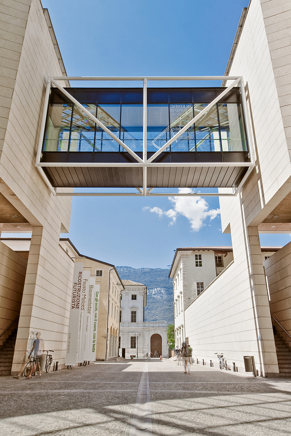 mart - rilievo fotografico - piazzetta e passatoio