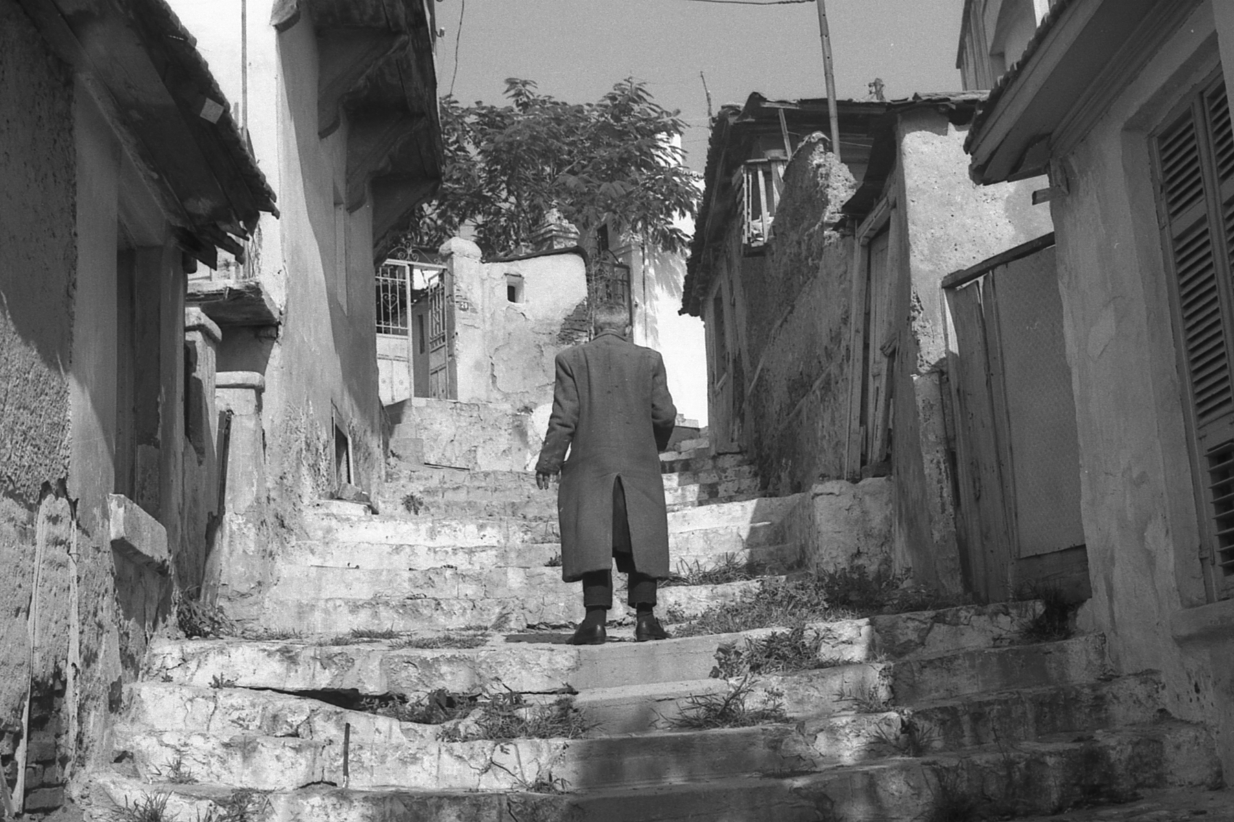 Walking Towards The West Of Life