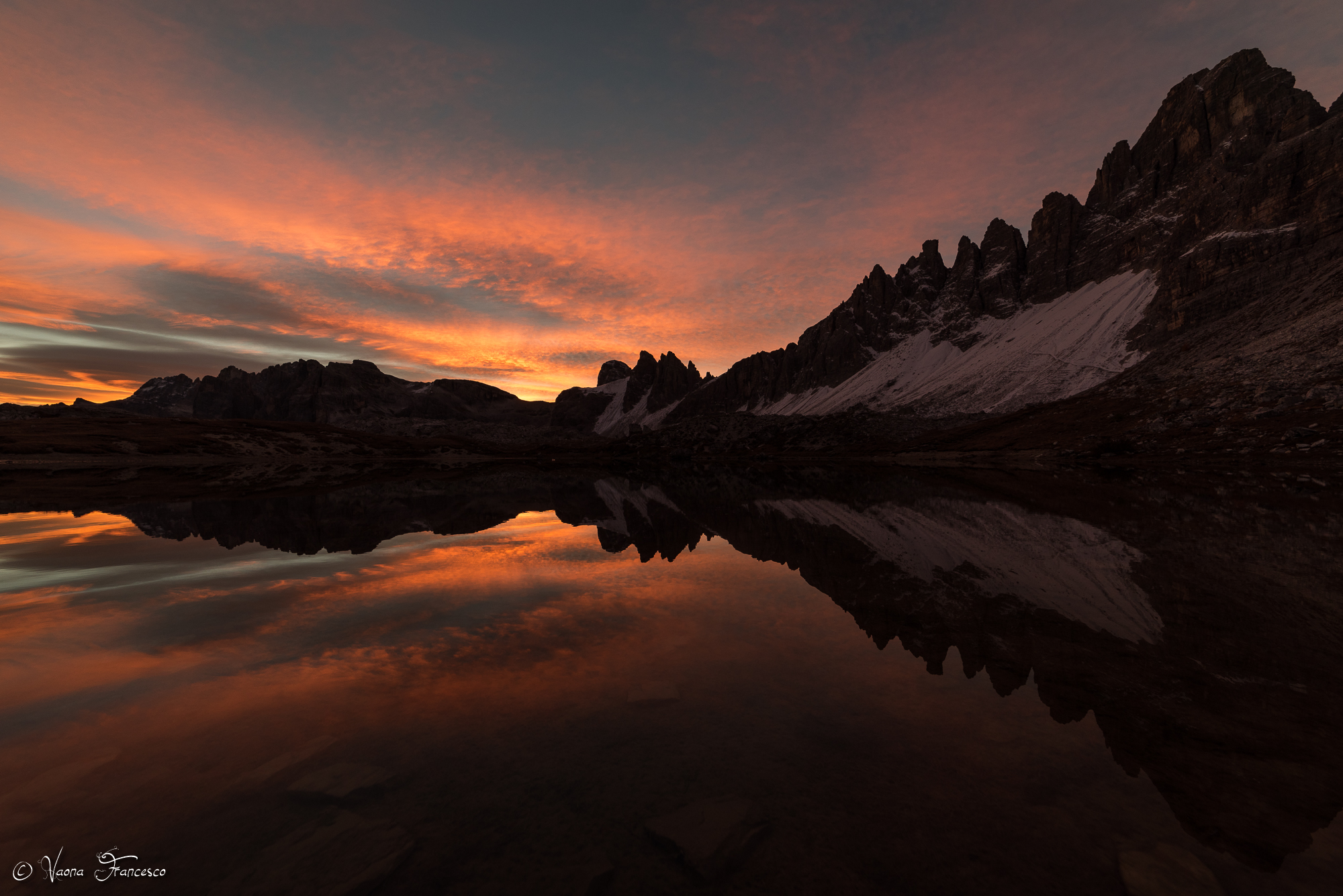 Alba ai laghi piani di cengia