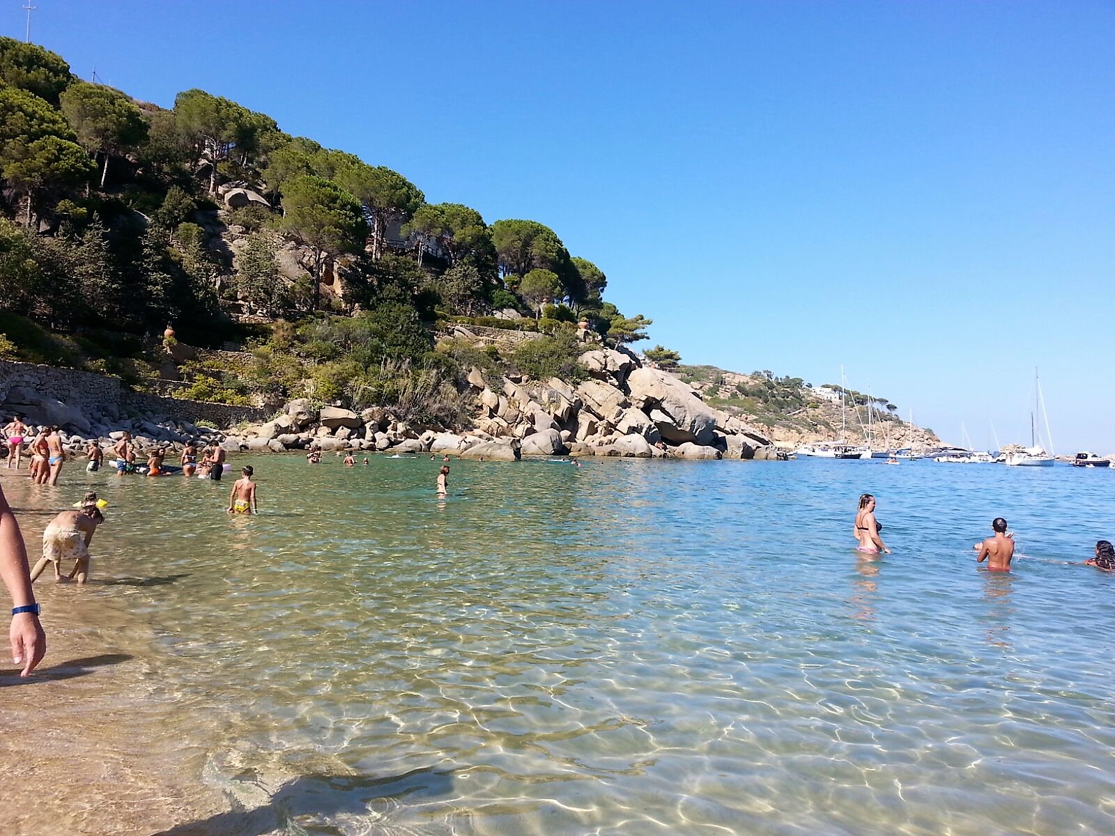isola del Giglio  Cala delle Cannelle