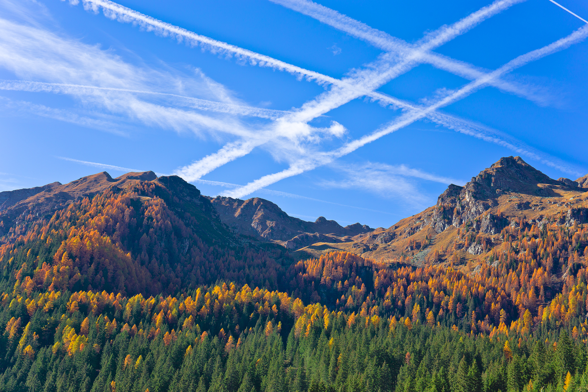 Intersections in the autumn skies