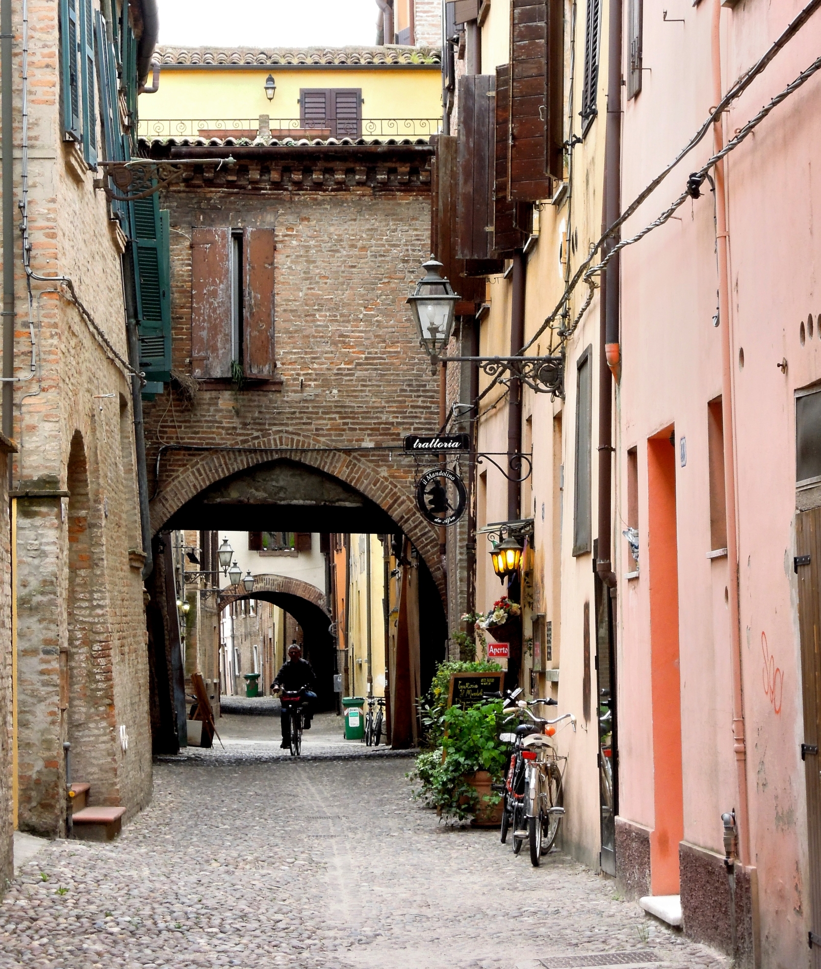 via delle Volte, Ferrara