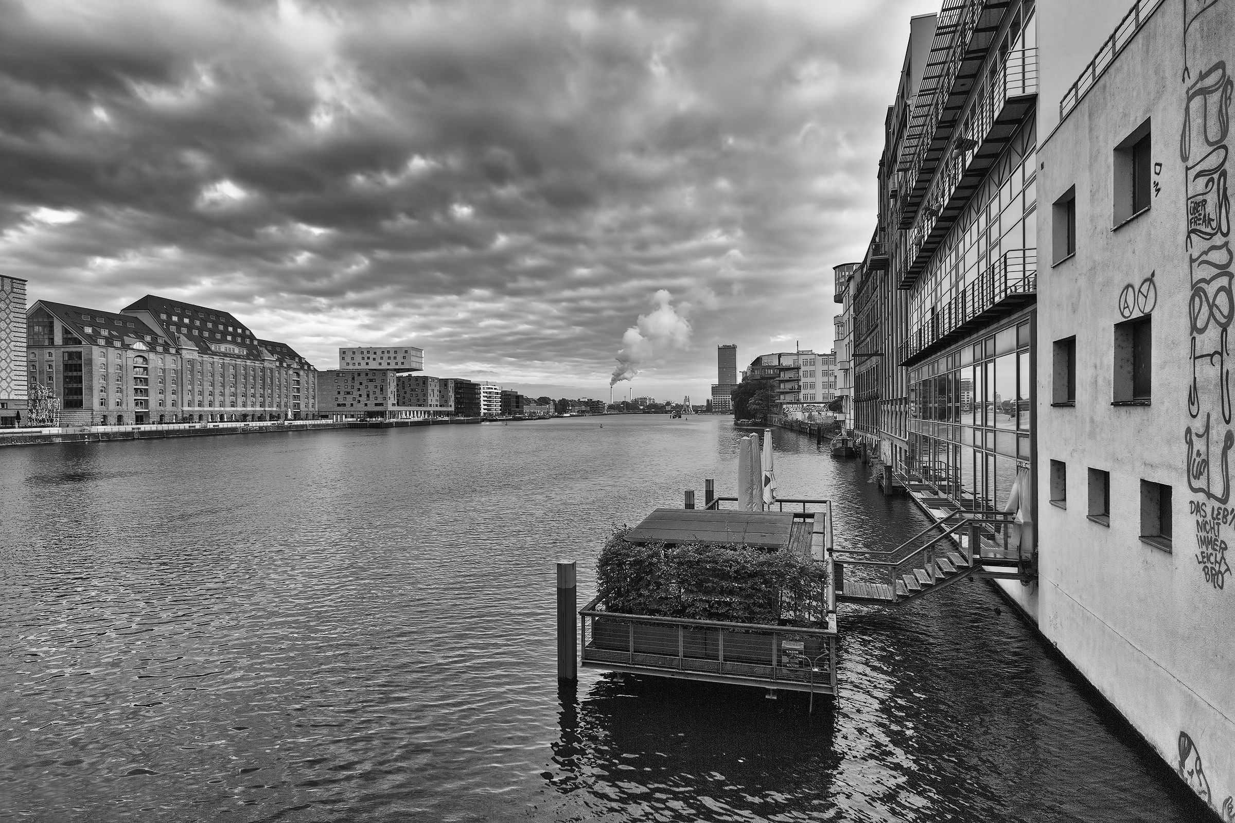 dall'Oberbaumbrücke views