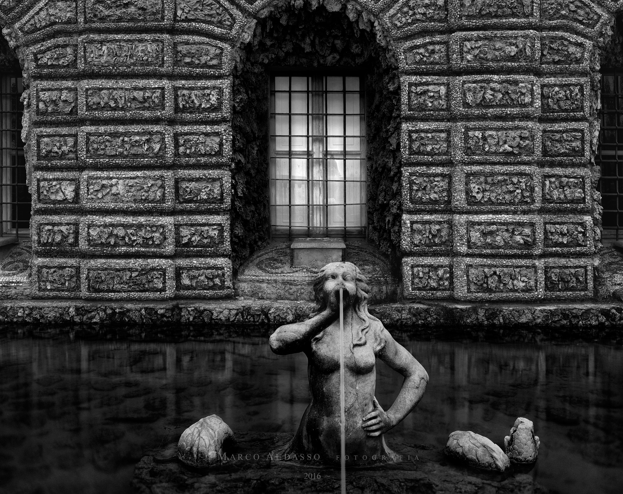 Fontana della sirena