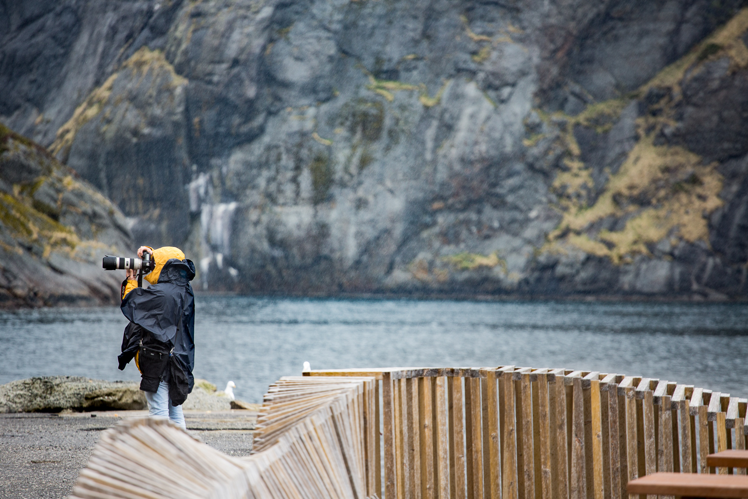 Andrea in the rain to Nusfjord