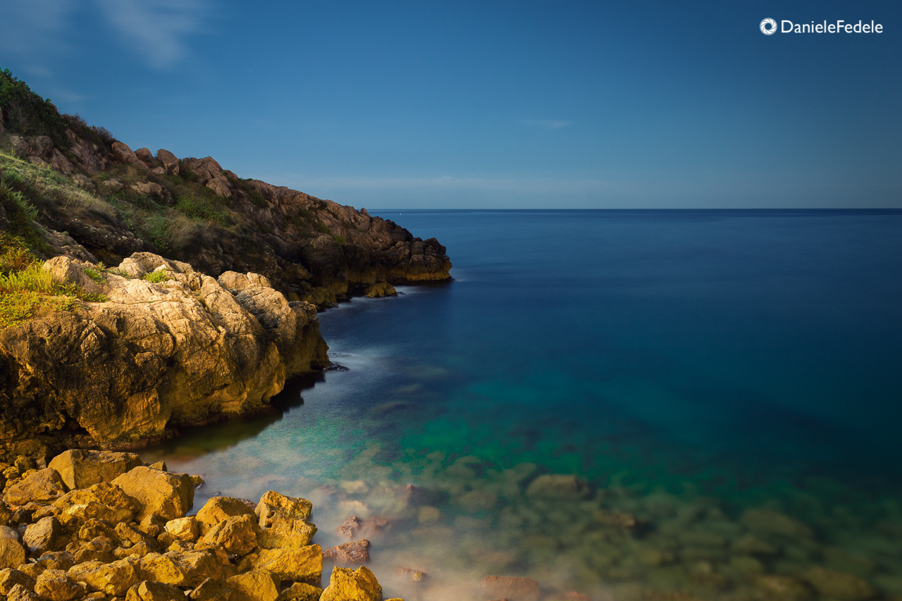 Scogliera a Sperlonga (lt)